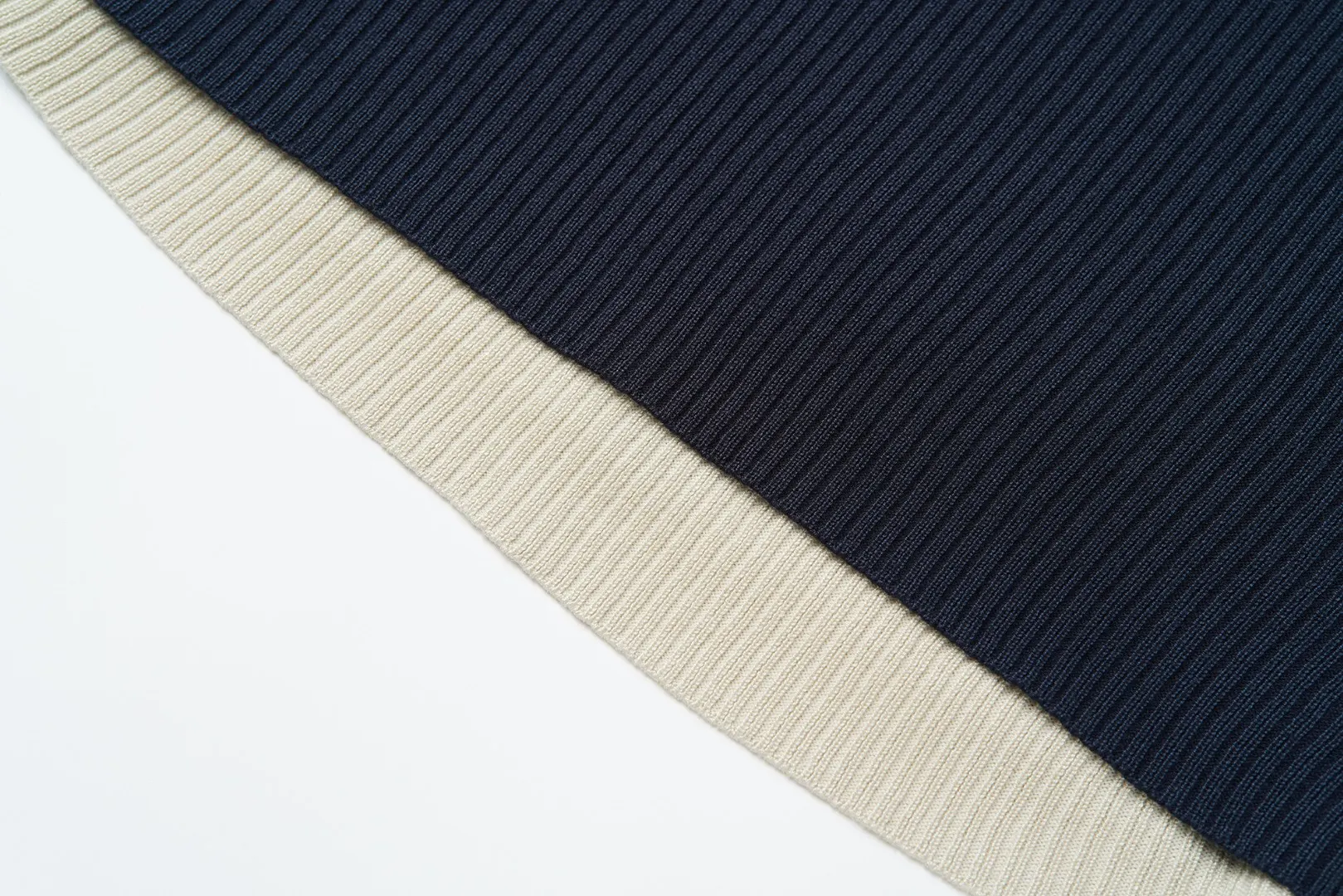Layered Ribbed Knit Tank Top D4515992 — view 6