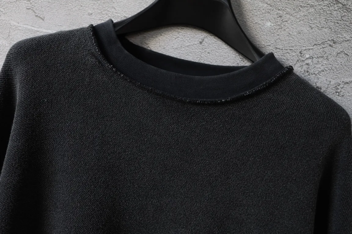 3B Logo Embroidered Inside-Out Sweatshirt D26922580 — view 4