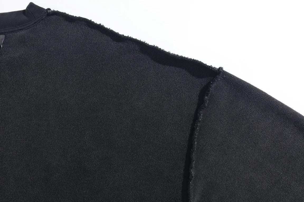 3B Logo Embroidered Inside-Out Sweatshirt D26922580 — view 13