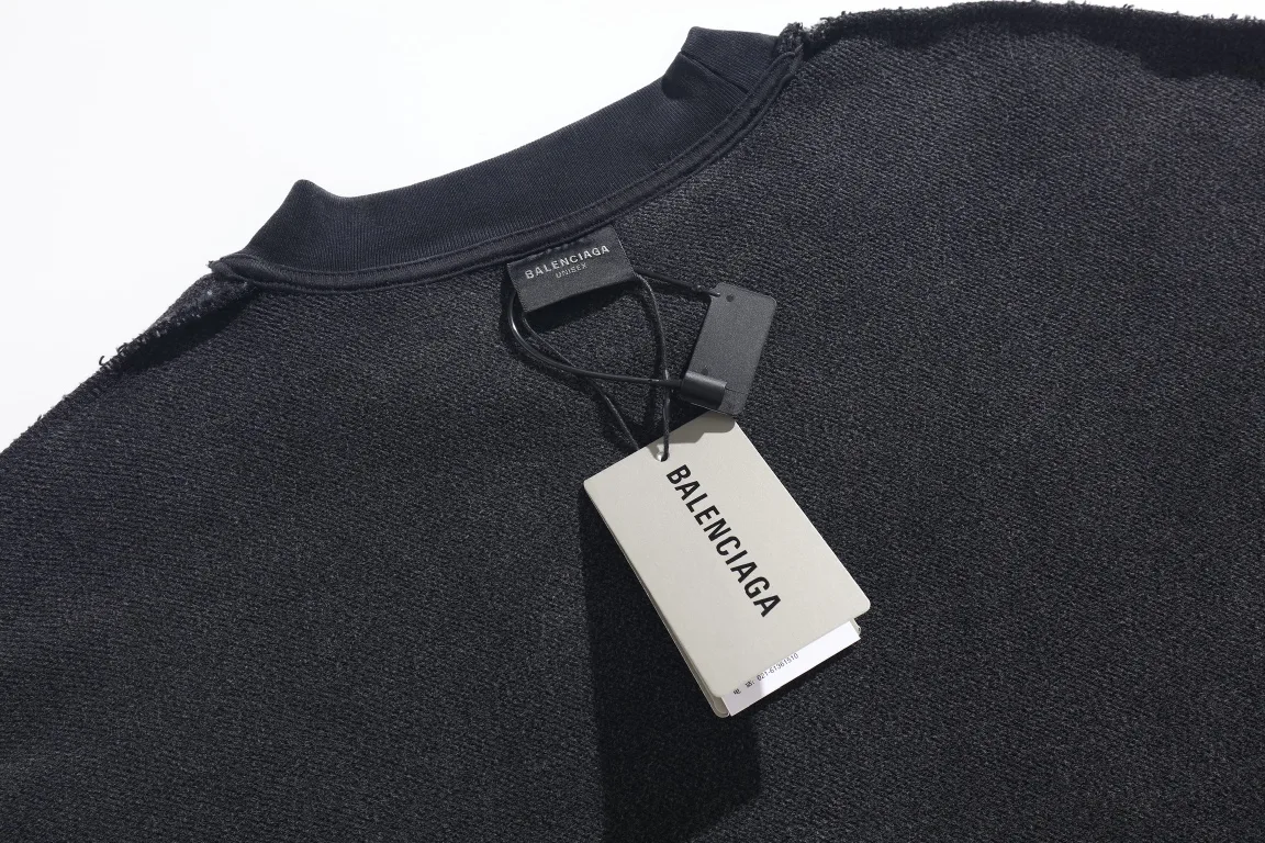 3B Logo Embroidered Inside-Out Sweatshirt D26922580 — view 17