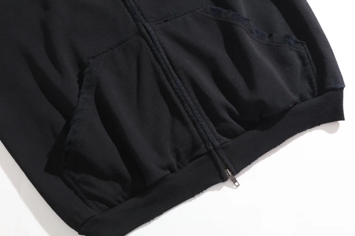 Distressed Tape Logo Zip-Up Hoodie D30922627 — view 16
