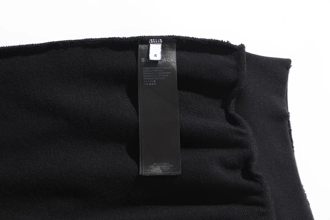Distressed Tape Logo Zip-Up Hoodie D30922627 — view 17