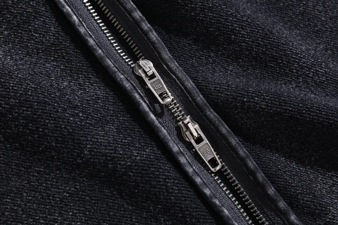 Washed Embroidered Zip-Up Hoodie D30922612 — view 15