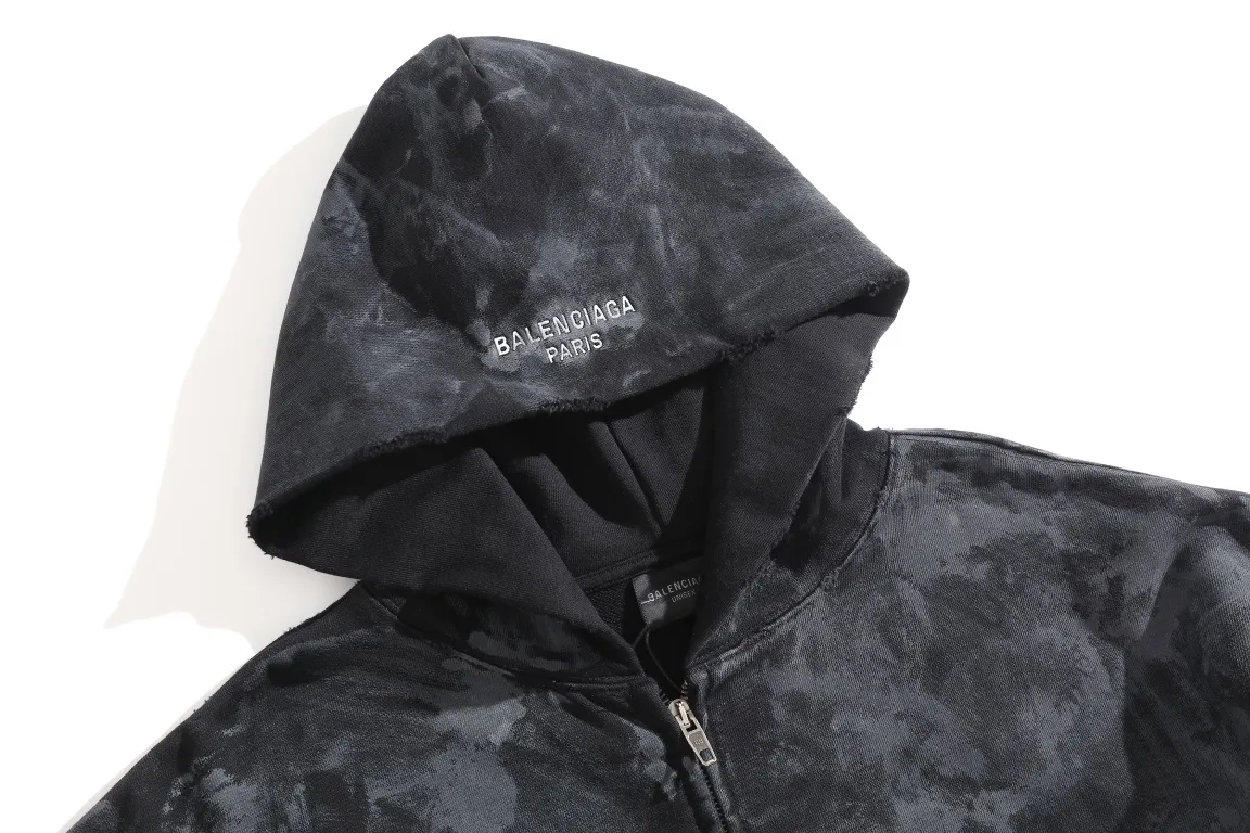 3B Logo Embroidered Mud-Wash Zip-Up Hoodie D31922633 — view 13
