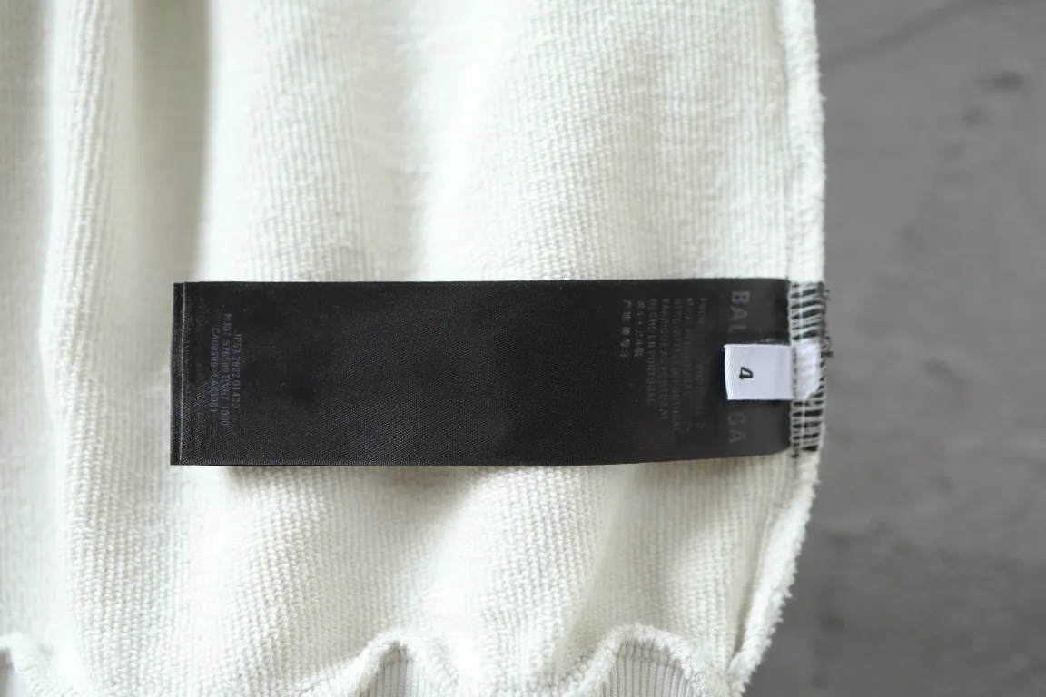 Distressed Logo-Embroidered Zip-Up Hoodie D29922634 — view 8