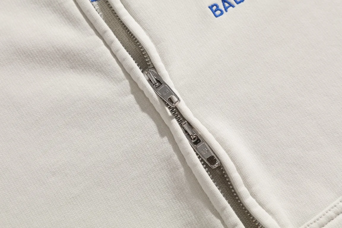Distressed Logo-Embroidered Zip-Up Hoodie D29922634 — view 16