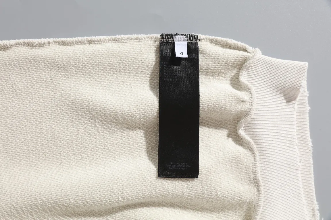 Distressed Logo-Embroidered Zip-Up Hoodie D29922634 — view 17