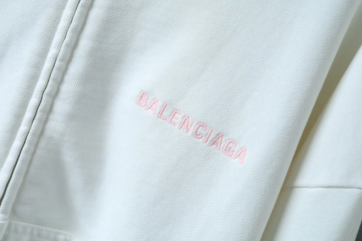 Distressed Logo-Embroidered Zip-Up Hoodie D29922634 — view 21