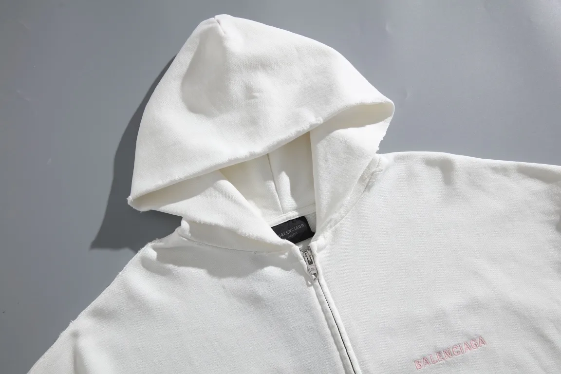 Distressed Logo-Embroidered Zip-Up Hoodie D29922634 — view 34