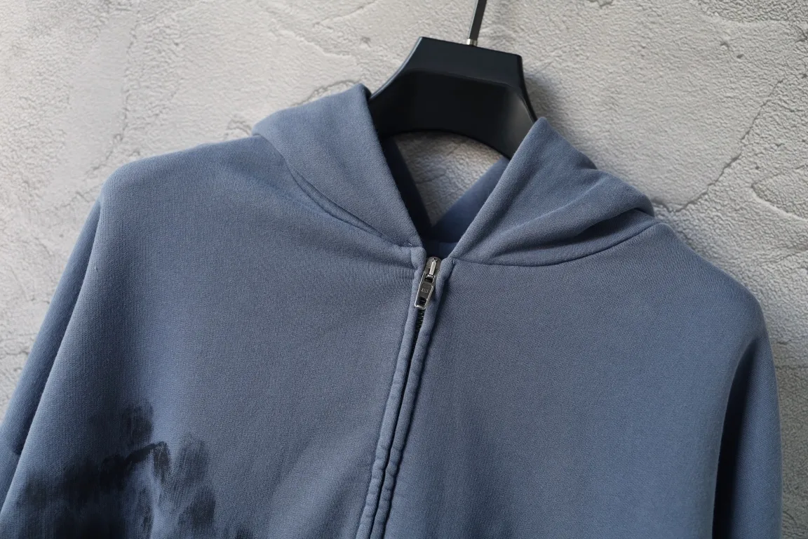 Logo Embroidered Distressed Zip-Up Hoodie D30922636 — view 6