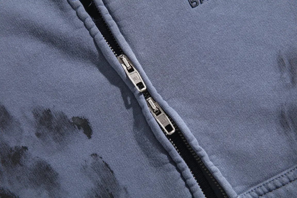 Logo Embroidered Distressed Zip-Up Hoodie D30922636 — view 16