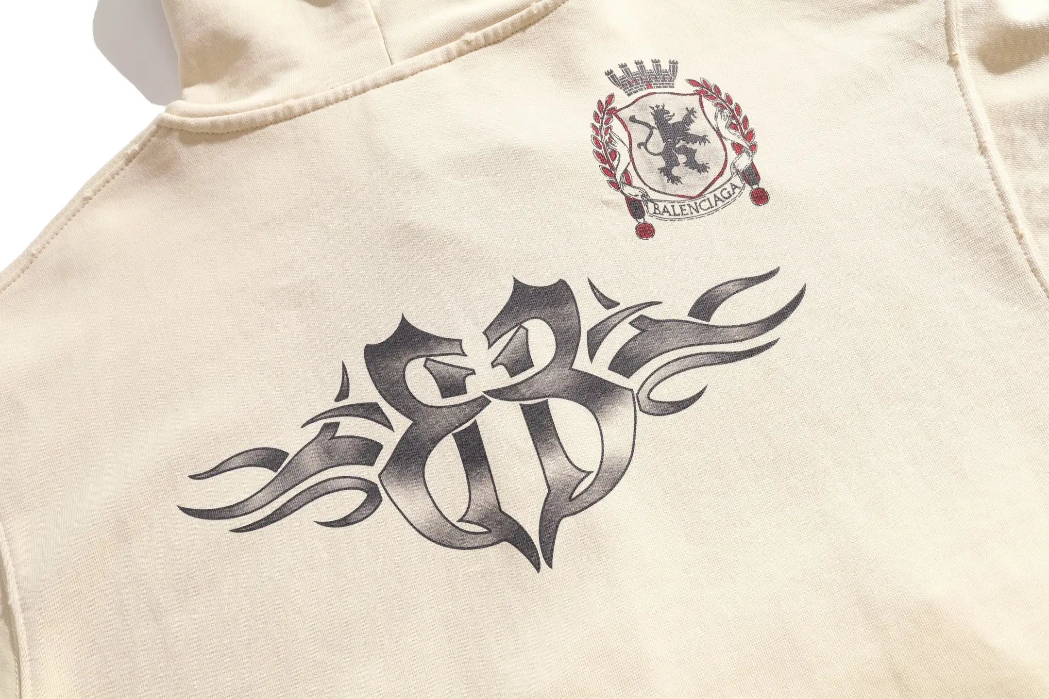 Graffiti Print Zip-Up Hoodie D31922607 — view 4