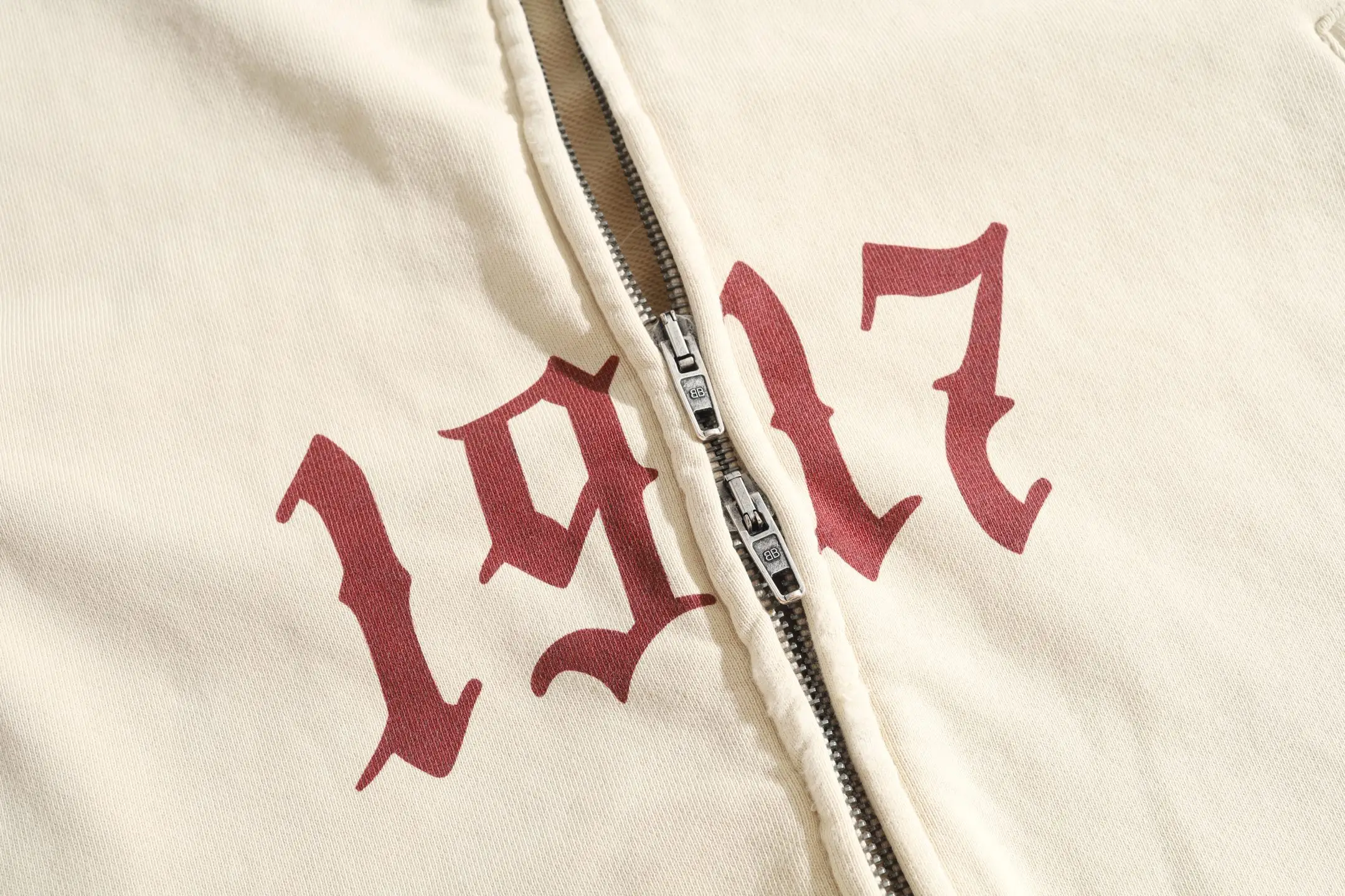 Graffiti Print Zip-Up Hoodie D31922607 — view 7