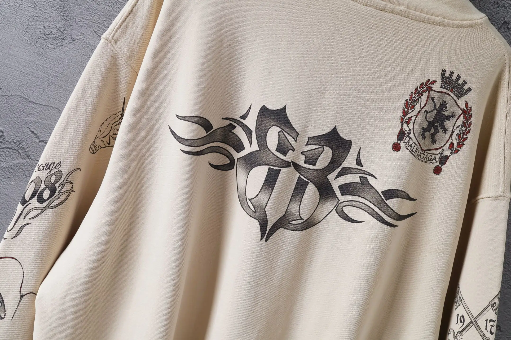 Graffiti Print Zip-Up Hoodie D31922607 — view 14