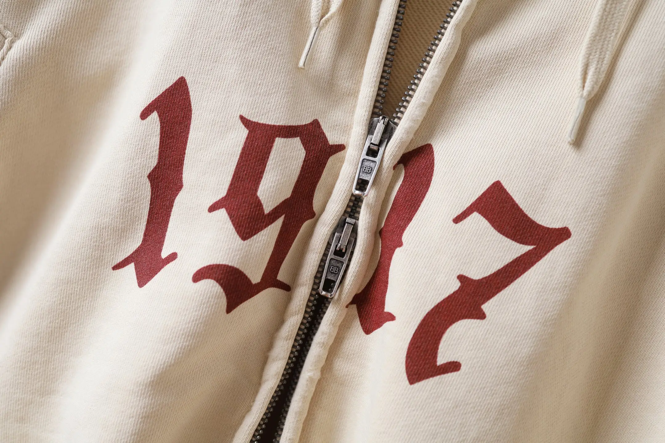 Graffiti Print Zip-Up Hoodie D31922607 — view 15