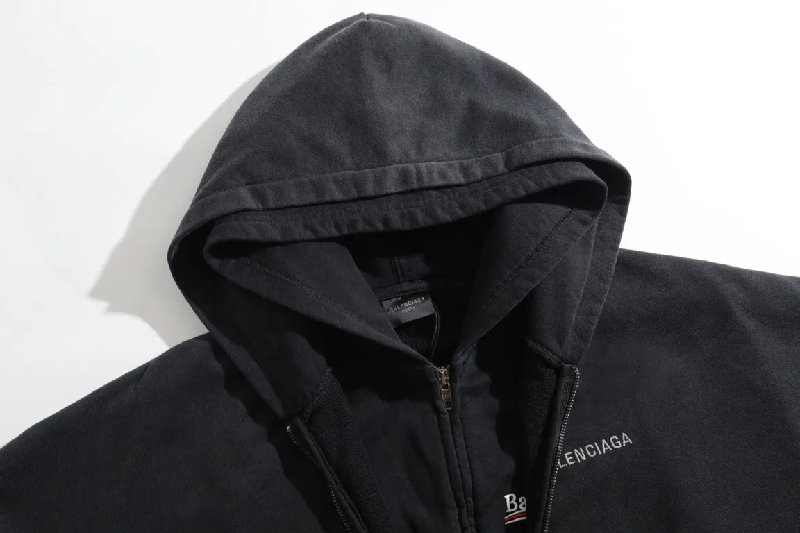 Logo-Embroidered Layered Zip-Up Hoodie D49922571 — view 5