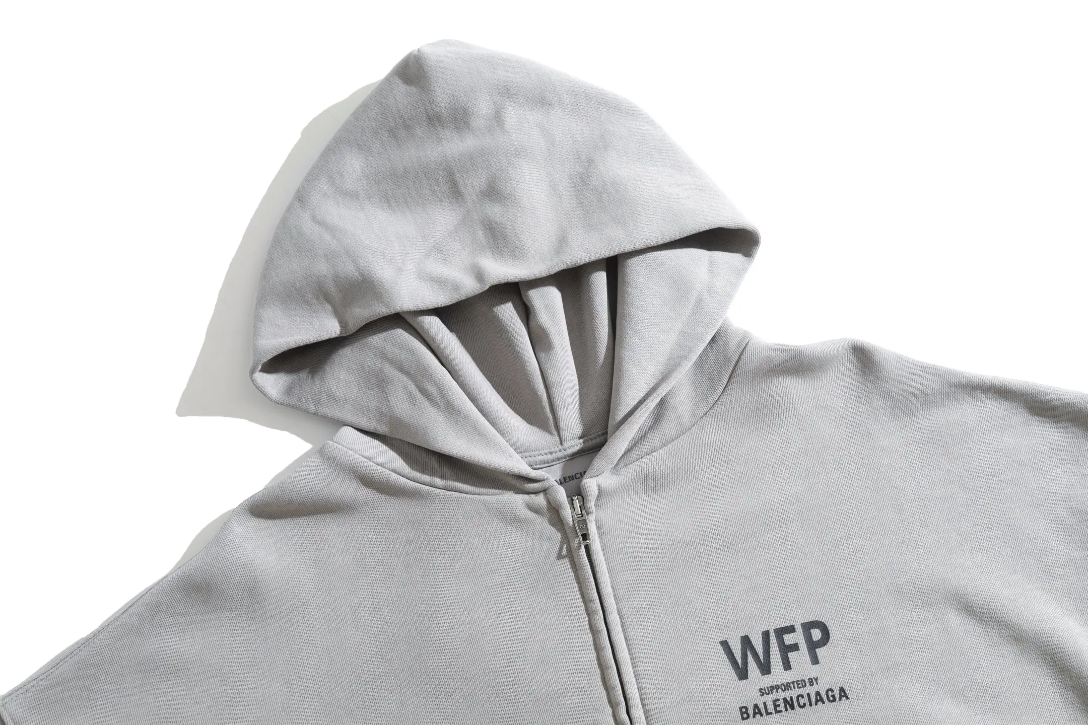 WFP Logo Print Zip-Up Hoodie D29922606 — view 12