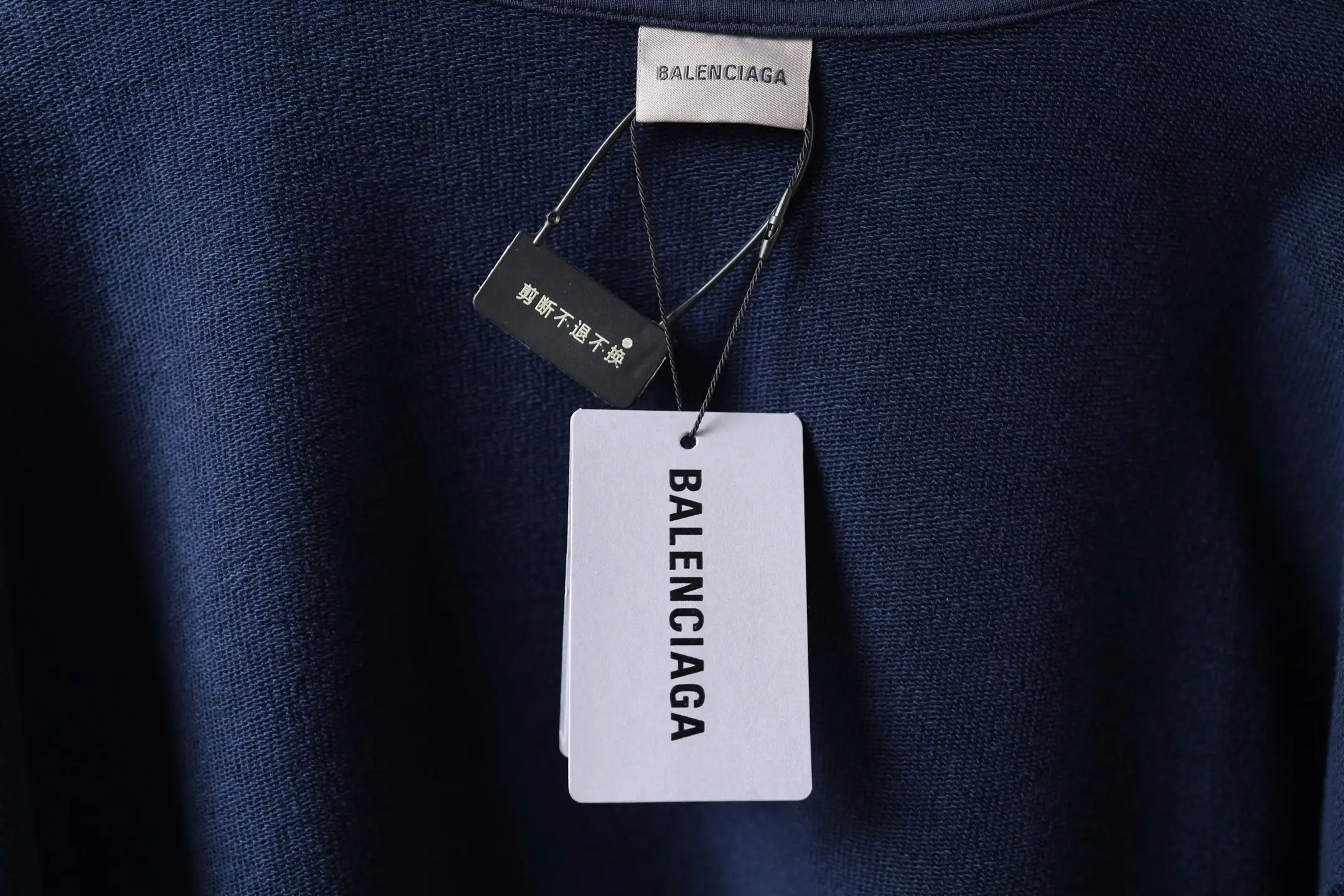 WFP Logo Print Zip-Up Hoodie D29922606 — view 27