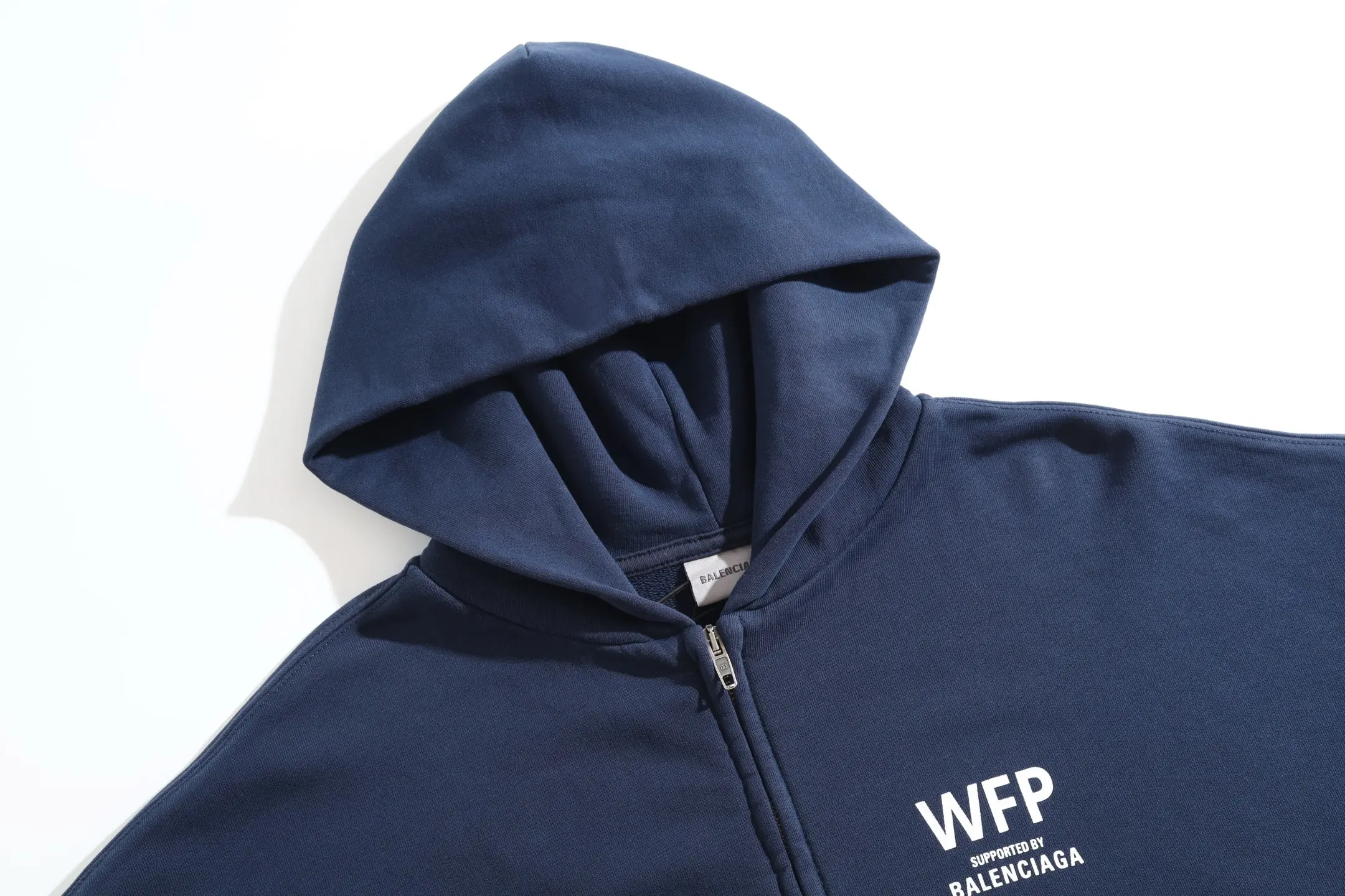 WFP Logo Print Zip-Up Hoodie D29922606 — view 33