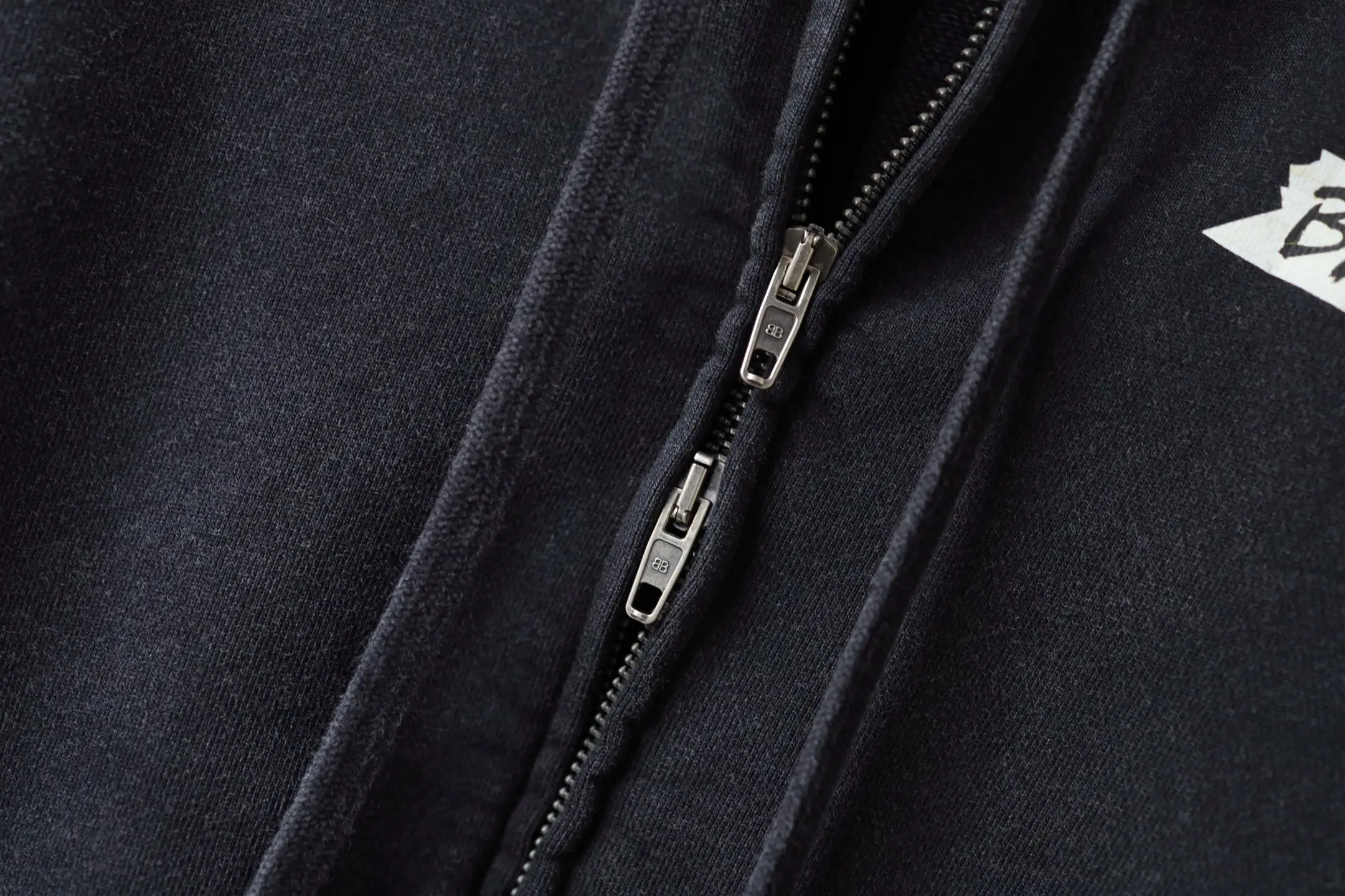 Tape Logo Zip-Up Hoodie D29920073 — view 6