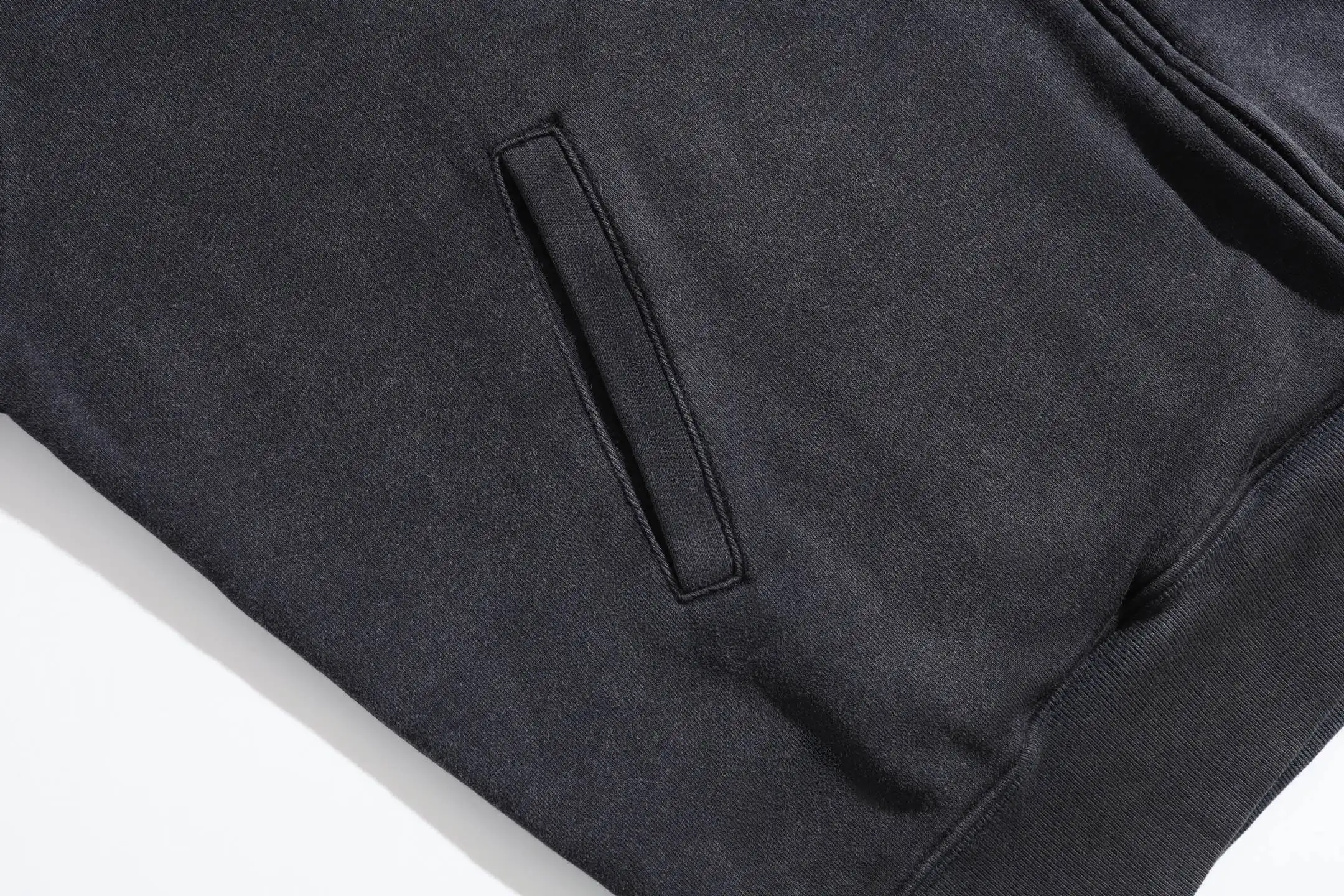 Tape Logo Zip-Up Hoodie D29920073 — view 16
