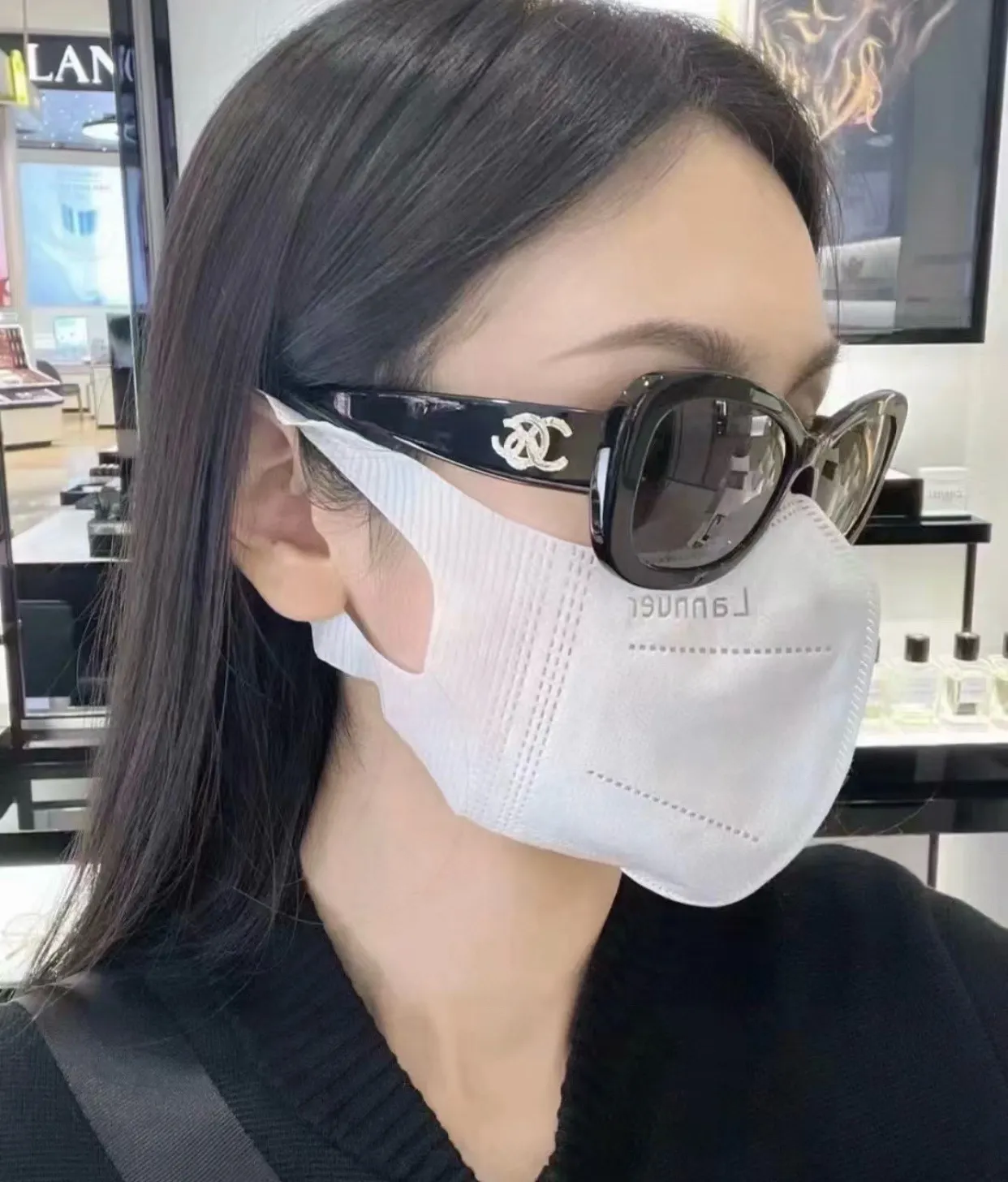 Oval Polarized Sunglasses with Crystal Logo D20017777 — view 2
