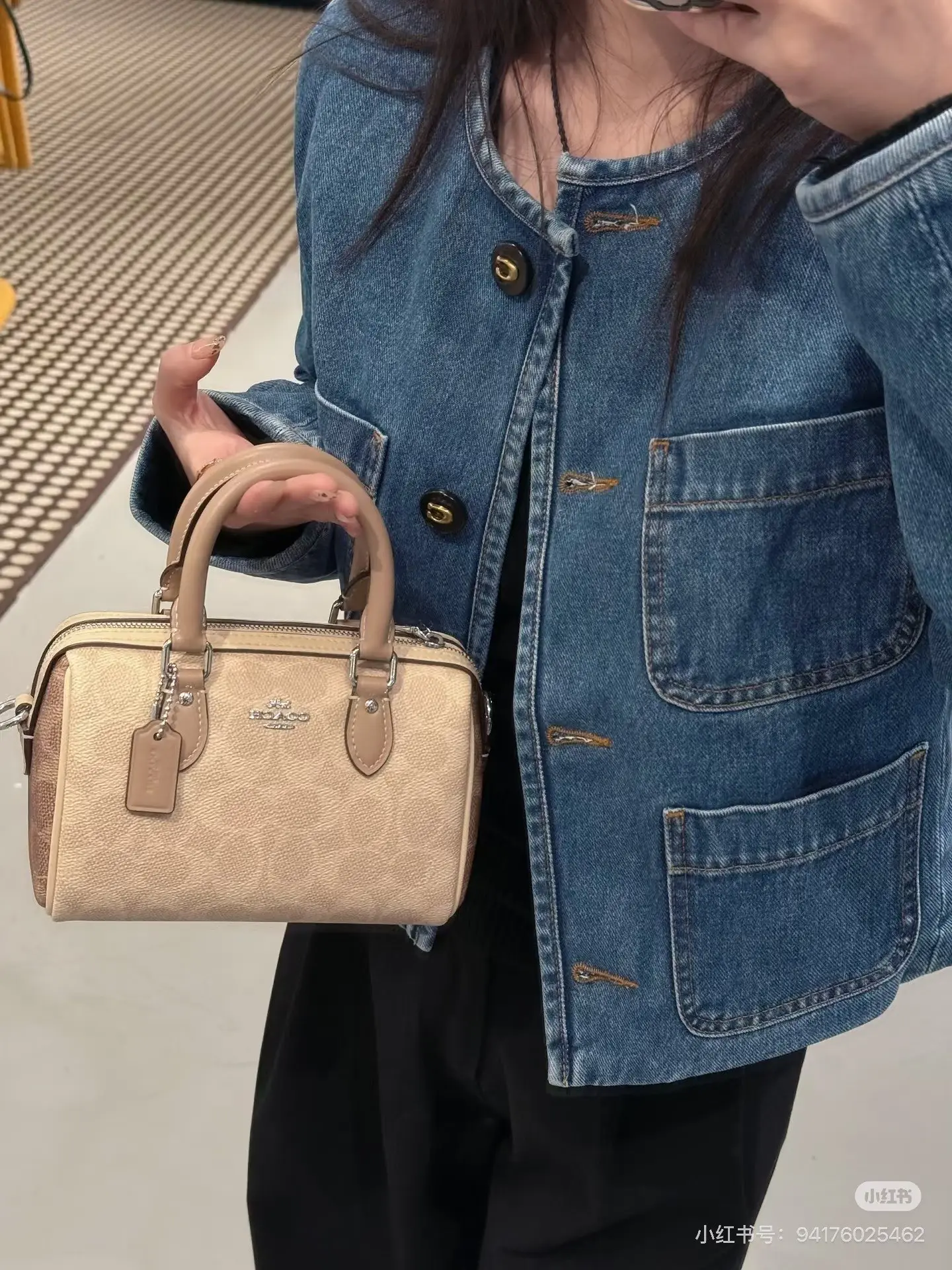 Coach Rowan Mini Boston Bag D30017942