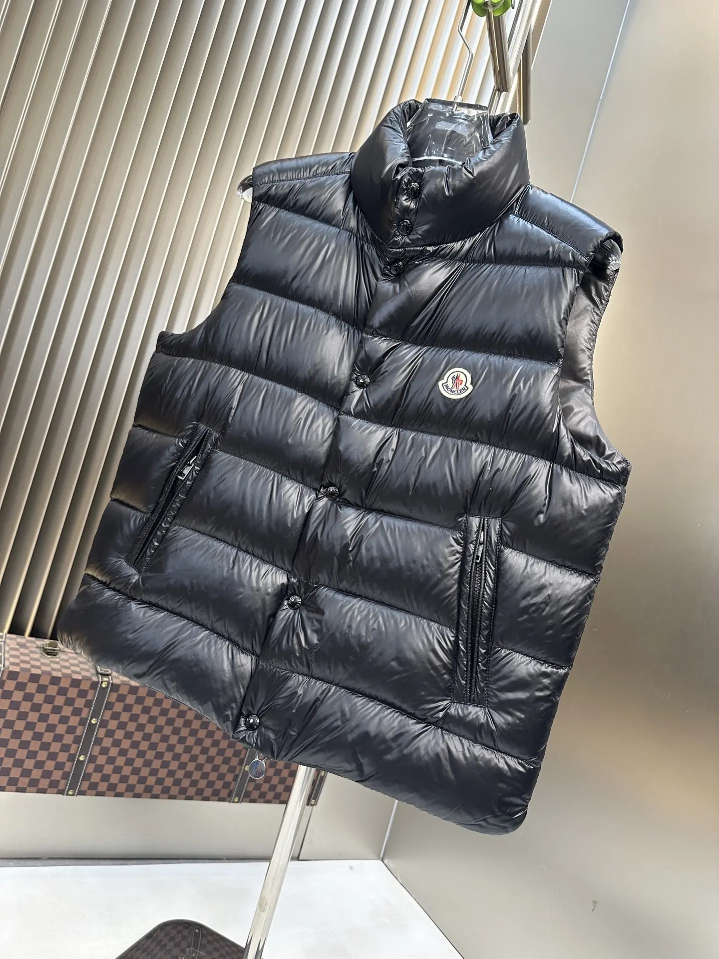 Moncler Quilted Down Gilet D39022147 — view 3