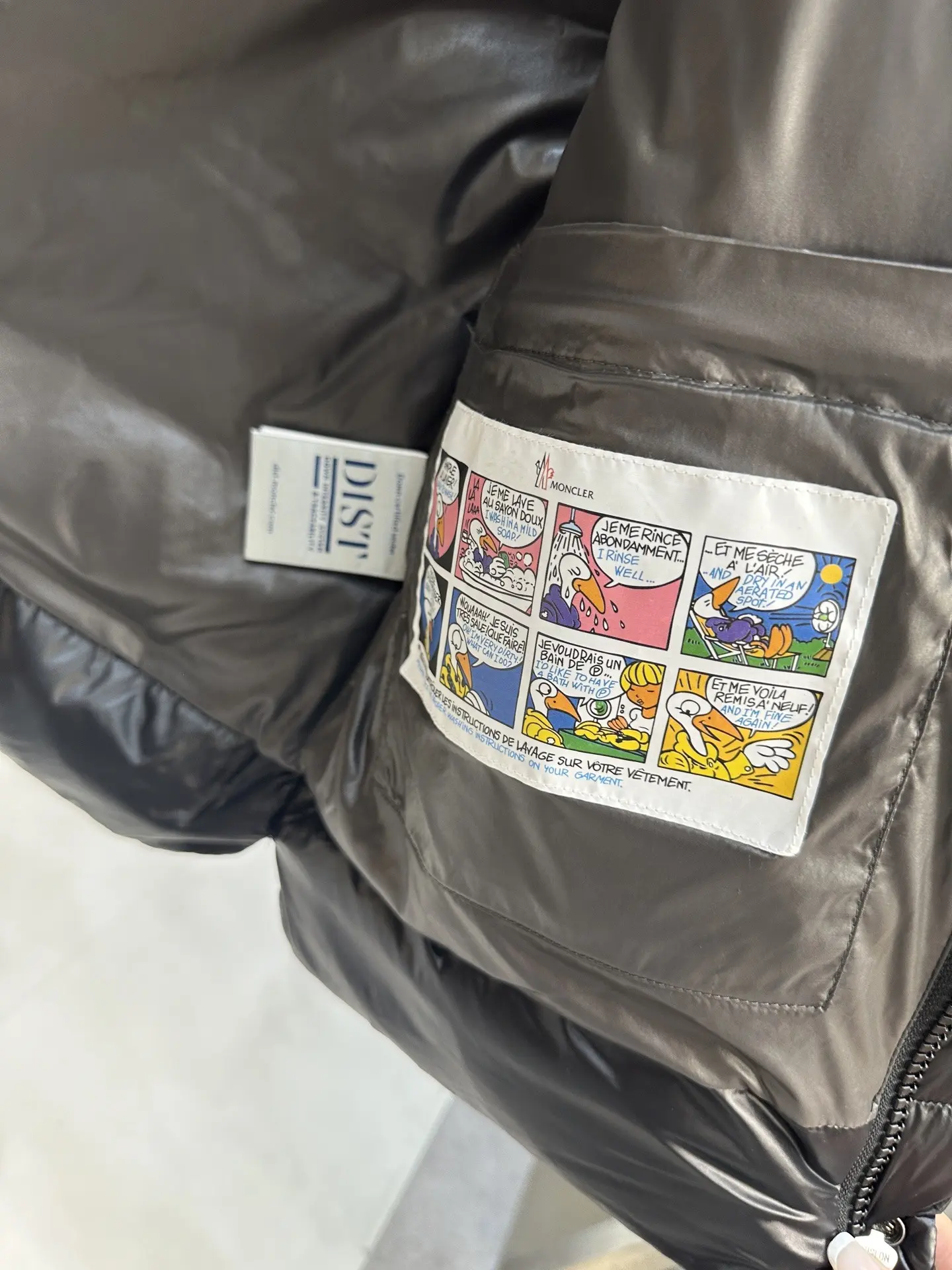 Moncler Quilted Down Gilet D39022147 — view 7