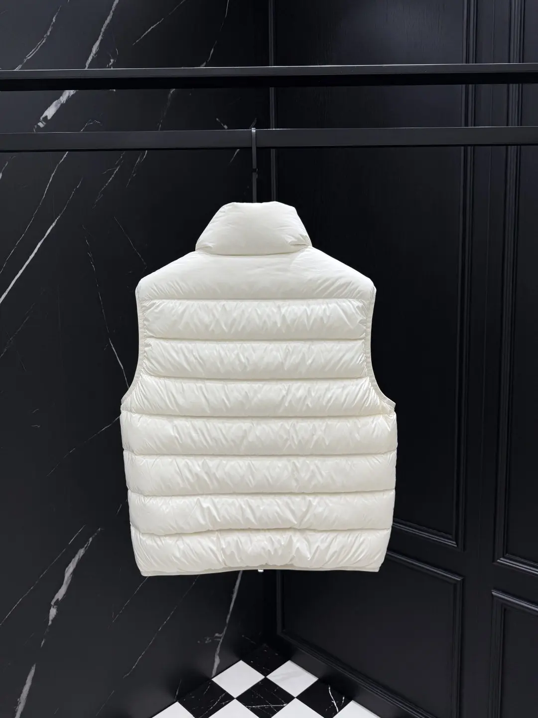Logo-Patch Quilted Down Gilet D47022138 — view 9