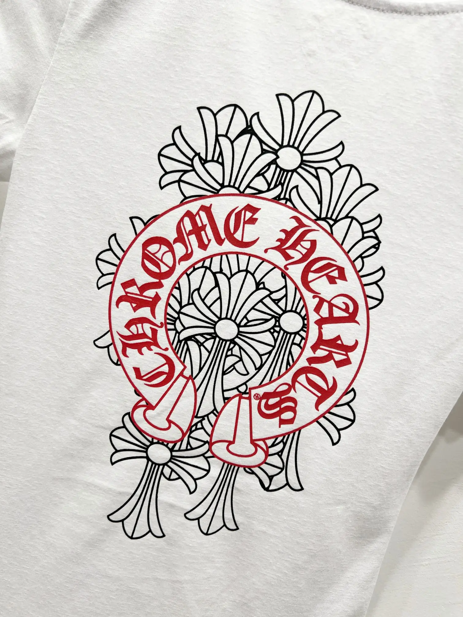 Logo Print V-Neck Slim Fit T-Shirt D10919764 — view 7