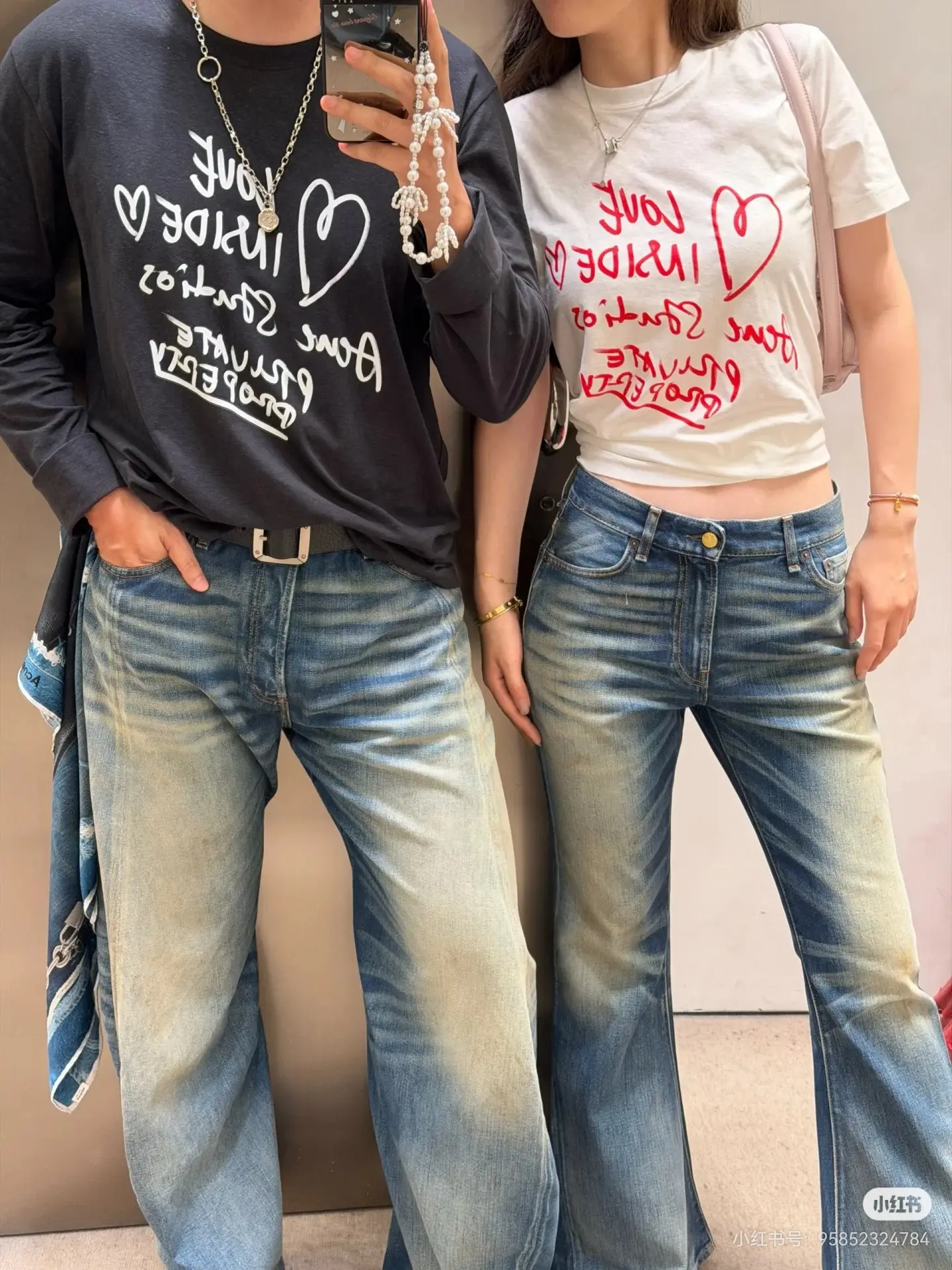 Acne Studios Heart Graphic Long-Sleeve T-Shirt D13523736