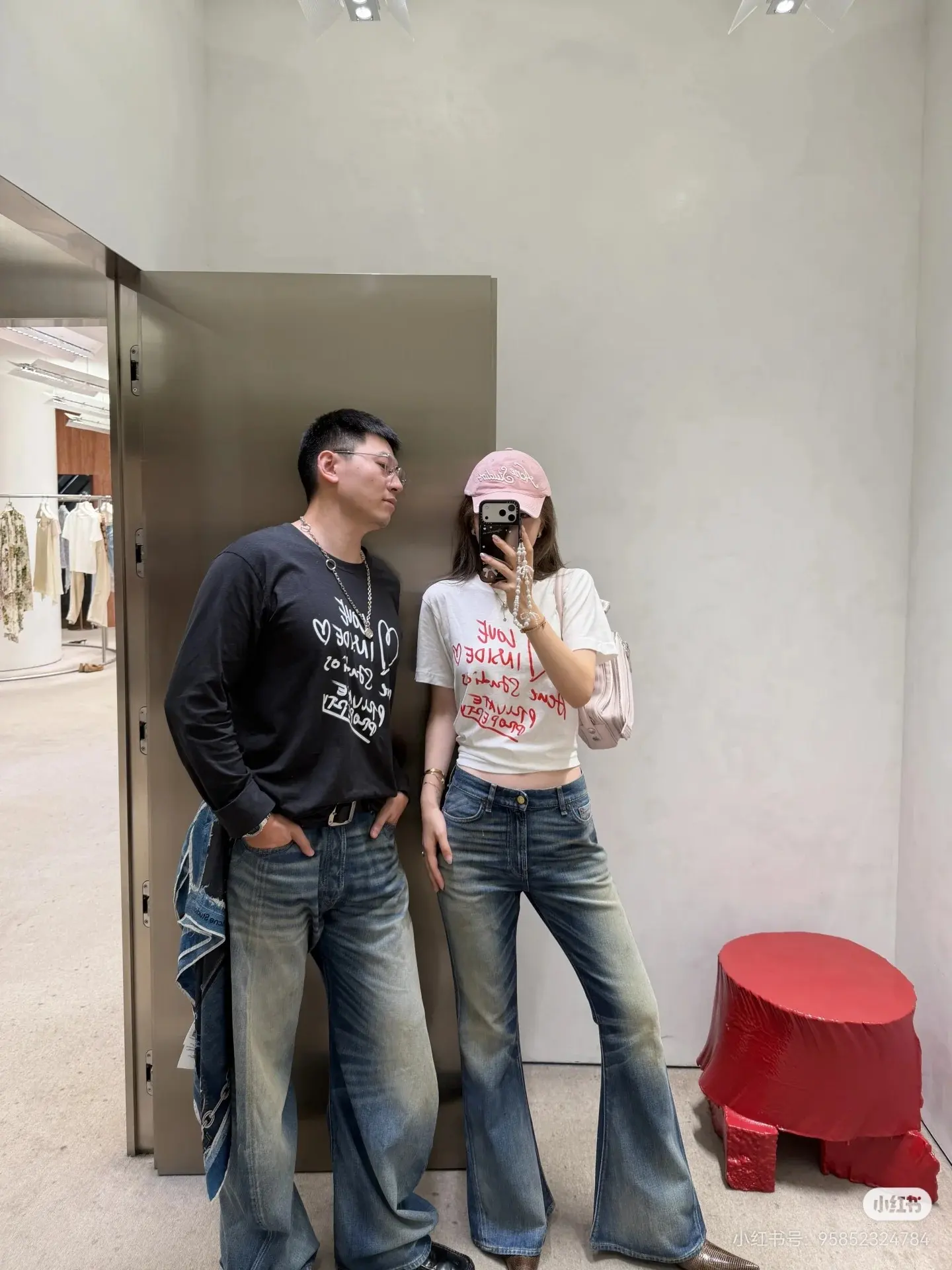 Acne Studios Heart Graphic Long-Sleeve T-Shirt D13523736 — view 2