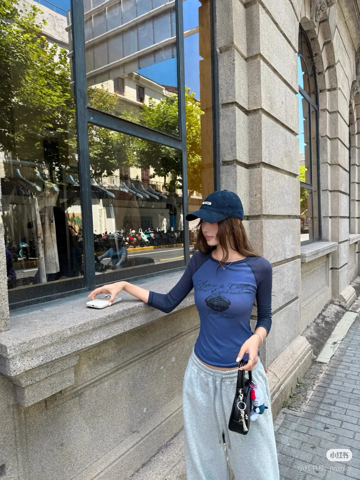 Acne Studios Raglan Sleeve Graphic T-Shirt D13523730 — view 2