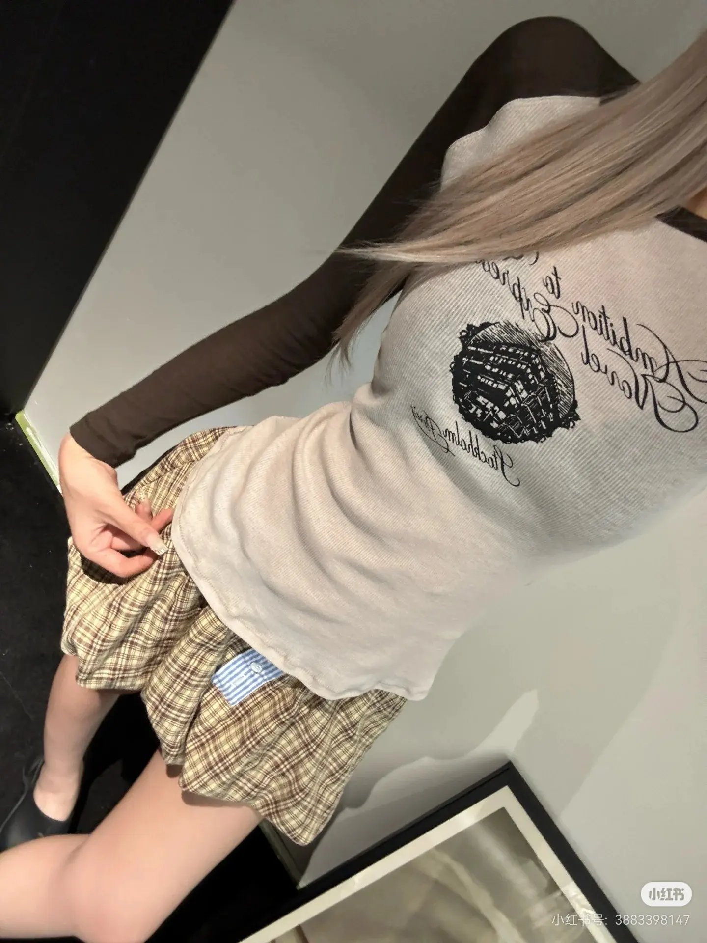 Raglan Sleeve Graphic Ribbed T-Shirt D13523725 — view 9