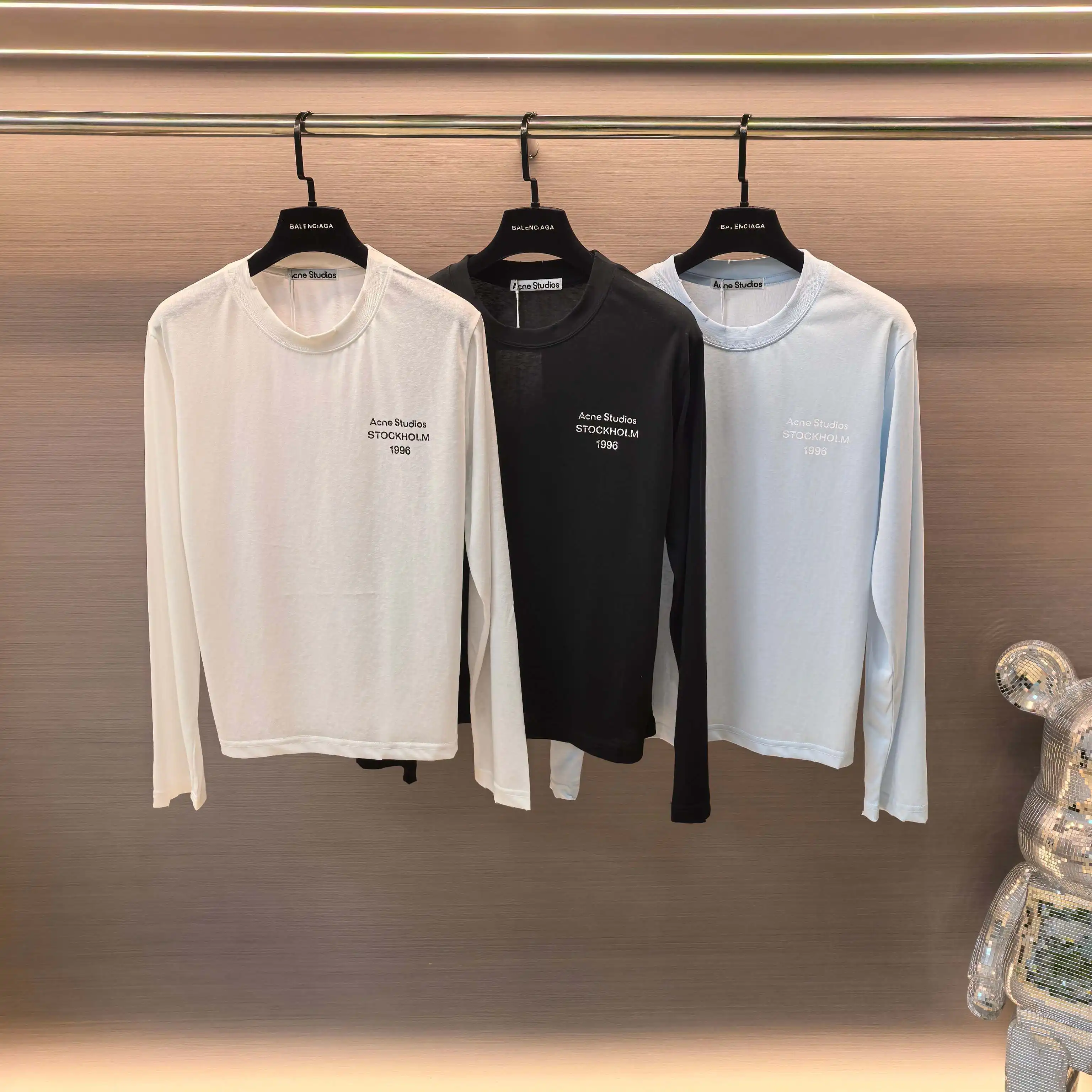 Logo Print Long-Sleeve T-Shirt D13523800