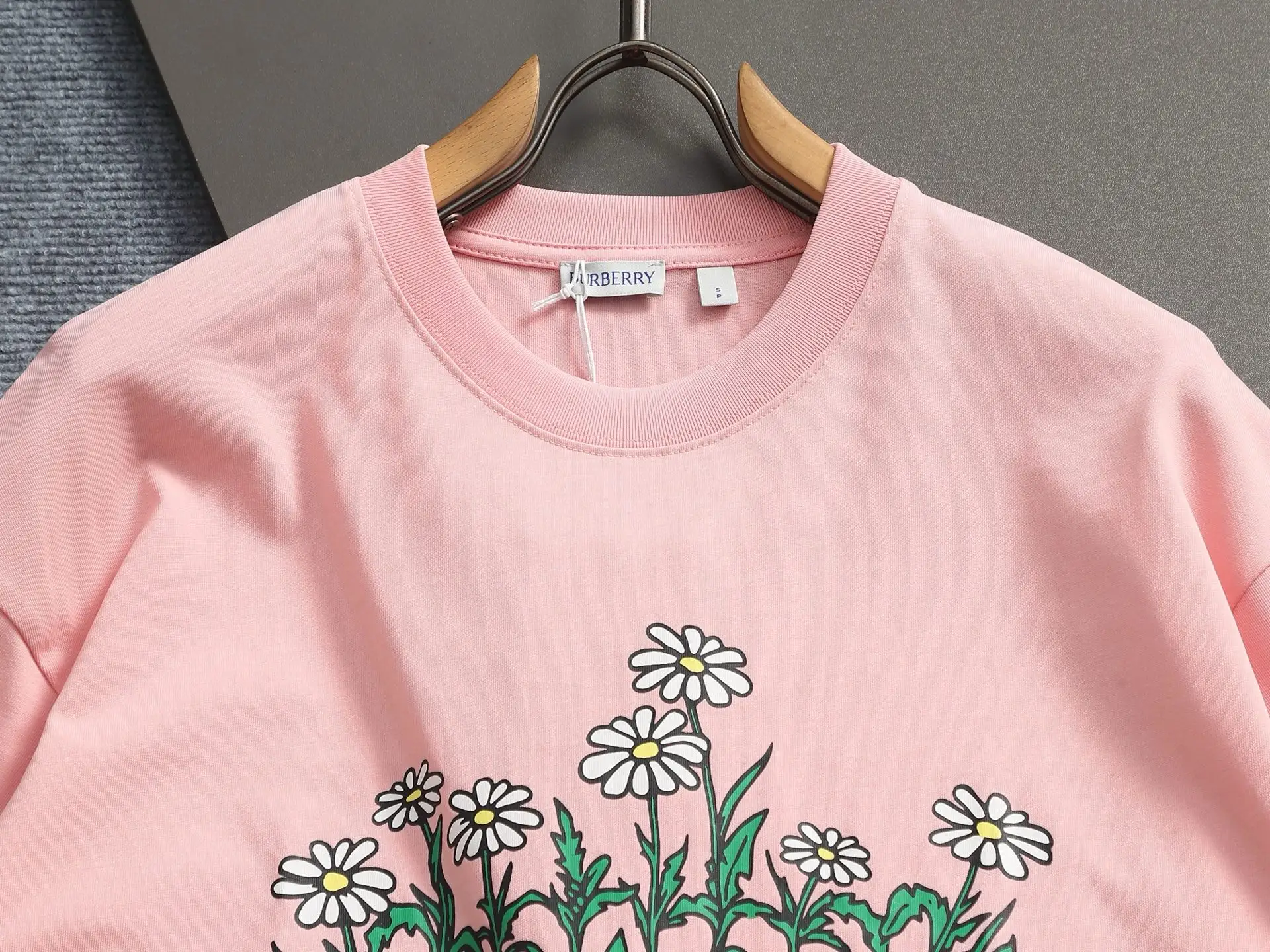 Floral Logo Graphic Cotton T-Shirt D13513697 — view 3