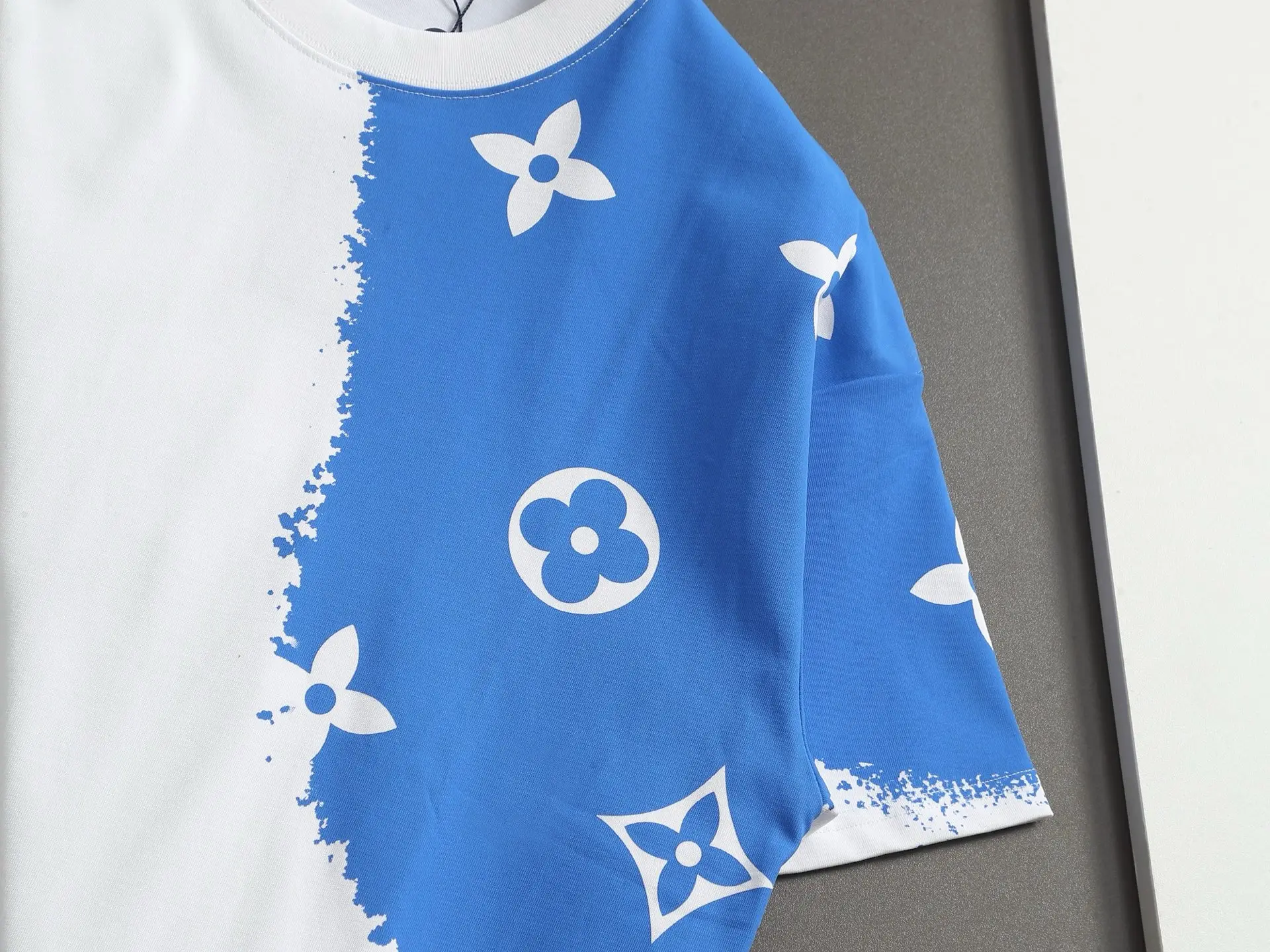 Monogram Print Cotton T-Shirt D13513692 — view 4