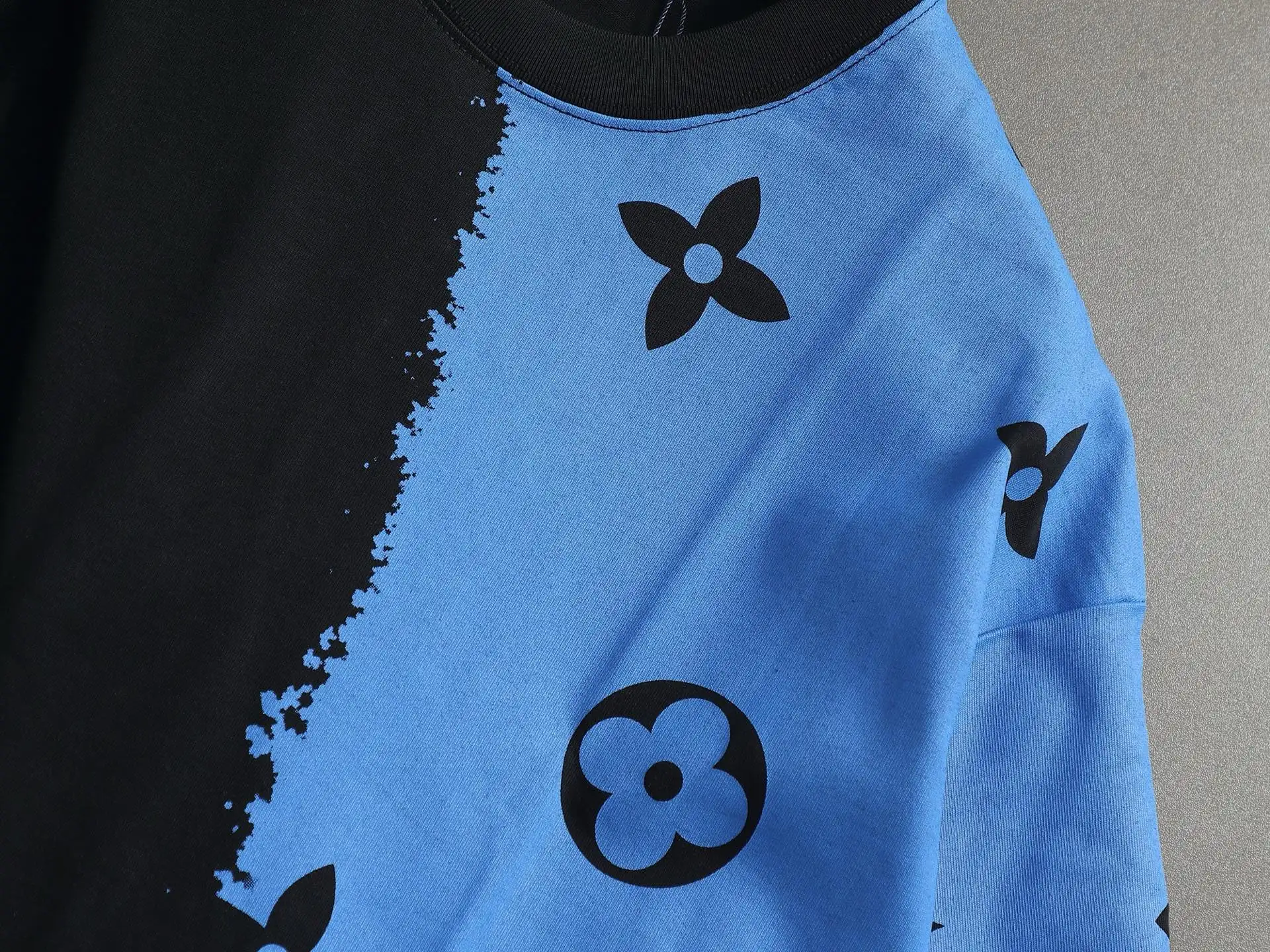 Monogram Print Cotton T-Shirt D13513693 — view 5