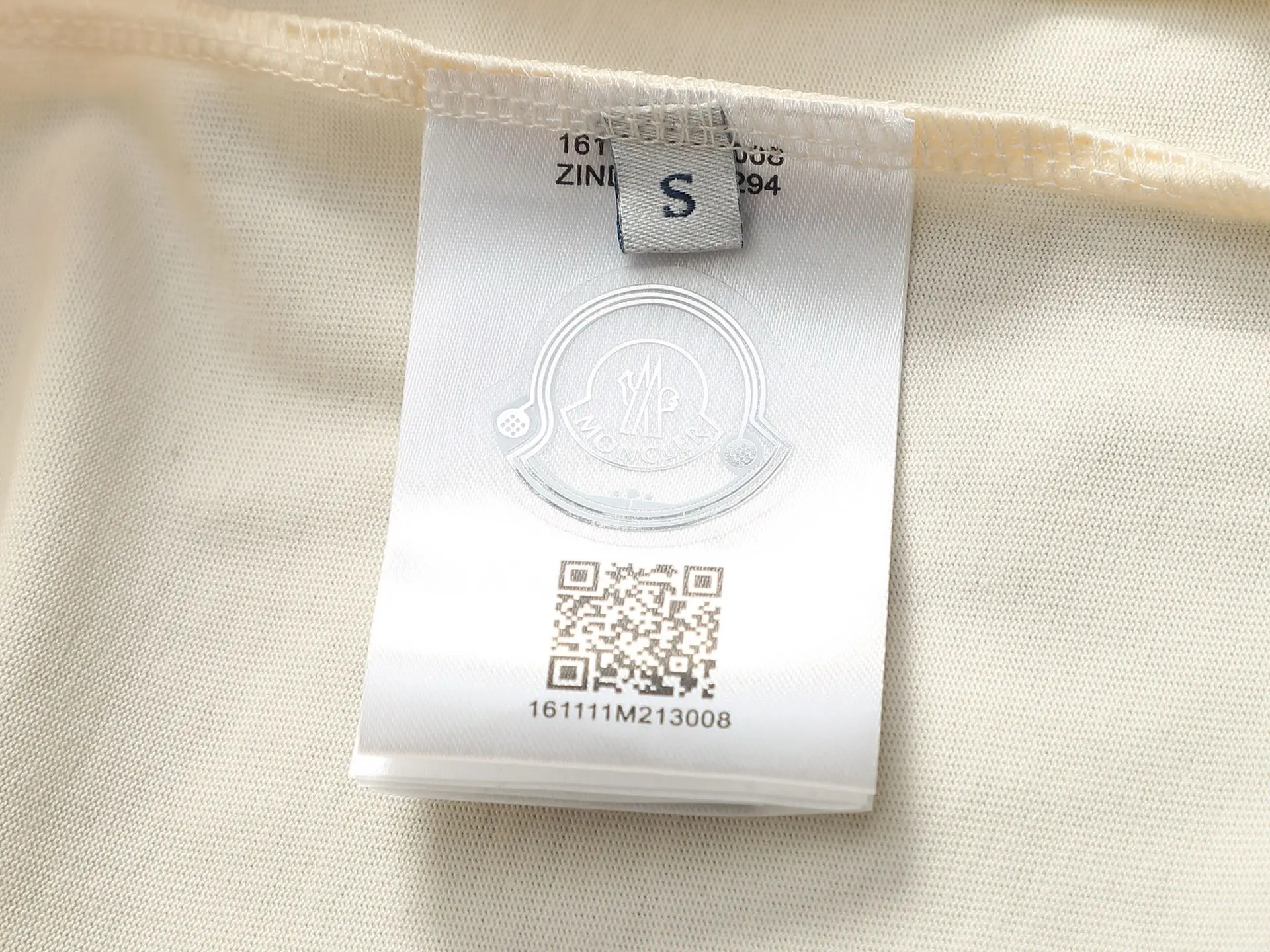 Logo Embroidered Mountain Print T-Shirt D13513682 — view 10