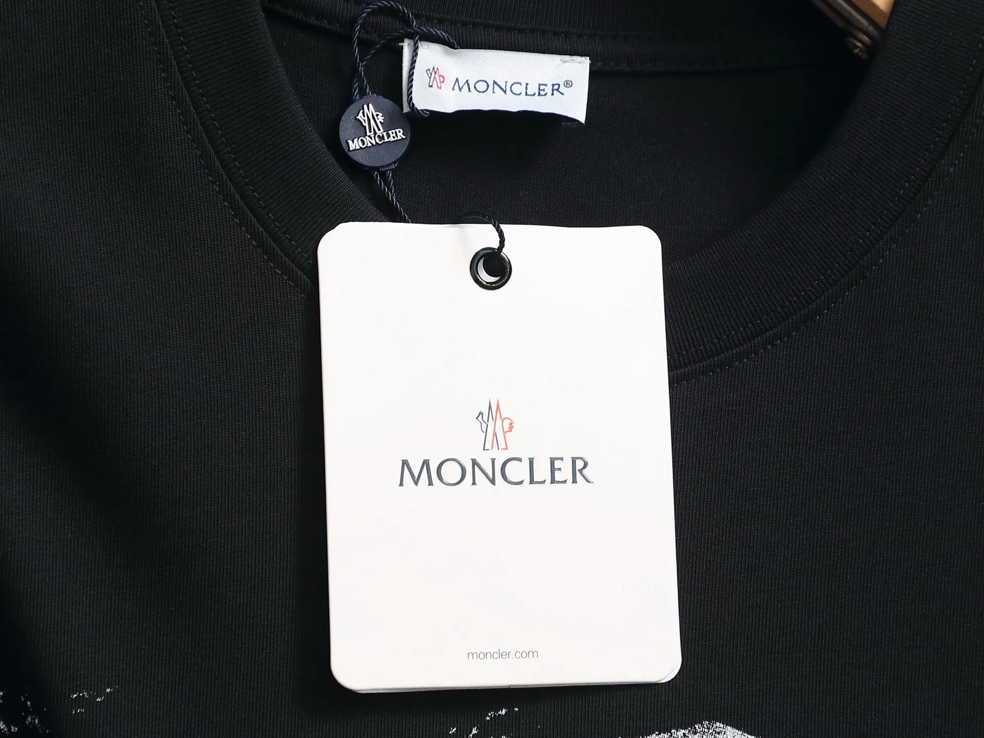 Logo Embroidery Mountain Graphic T-Shirt D13513683 — view 7