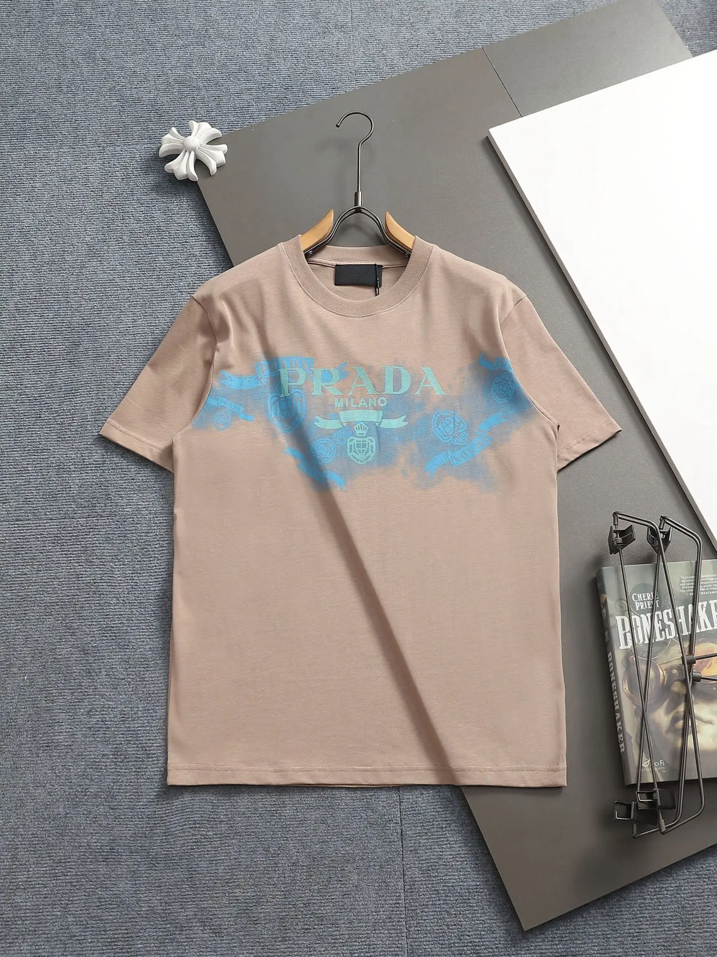 Logo Graphic Print Cotton T-Shirt D13513690