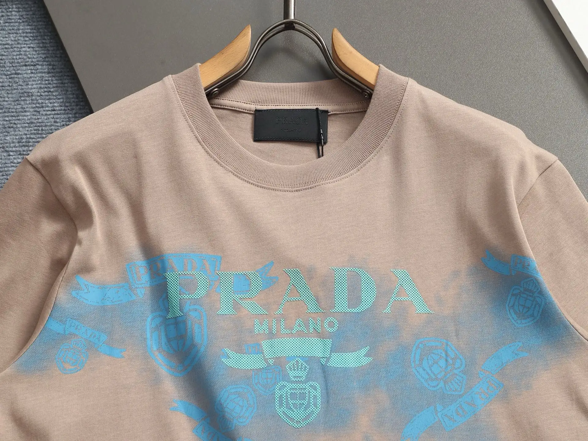 Logo Graphic Print Cotton T-Shirt D13513690 — view 3