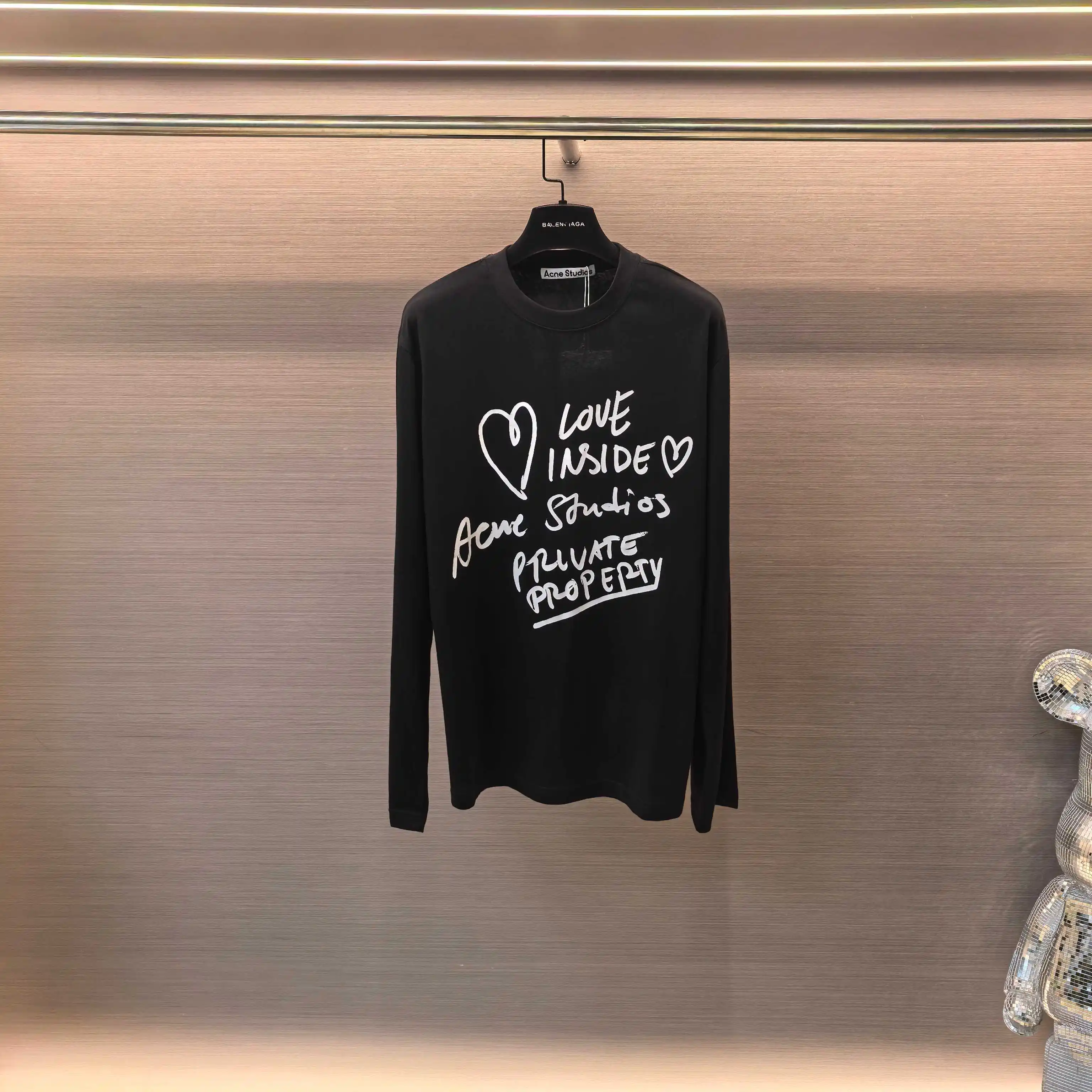 Love Inside Slogan Long-Sleeve T-Shirt D14023738 — view 2