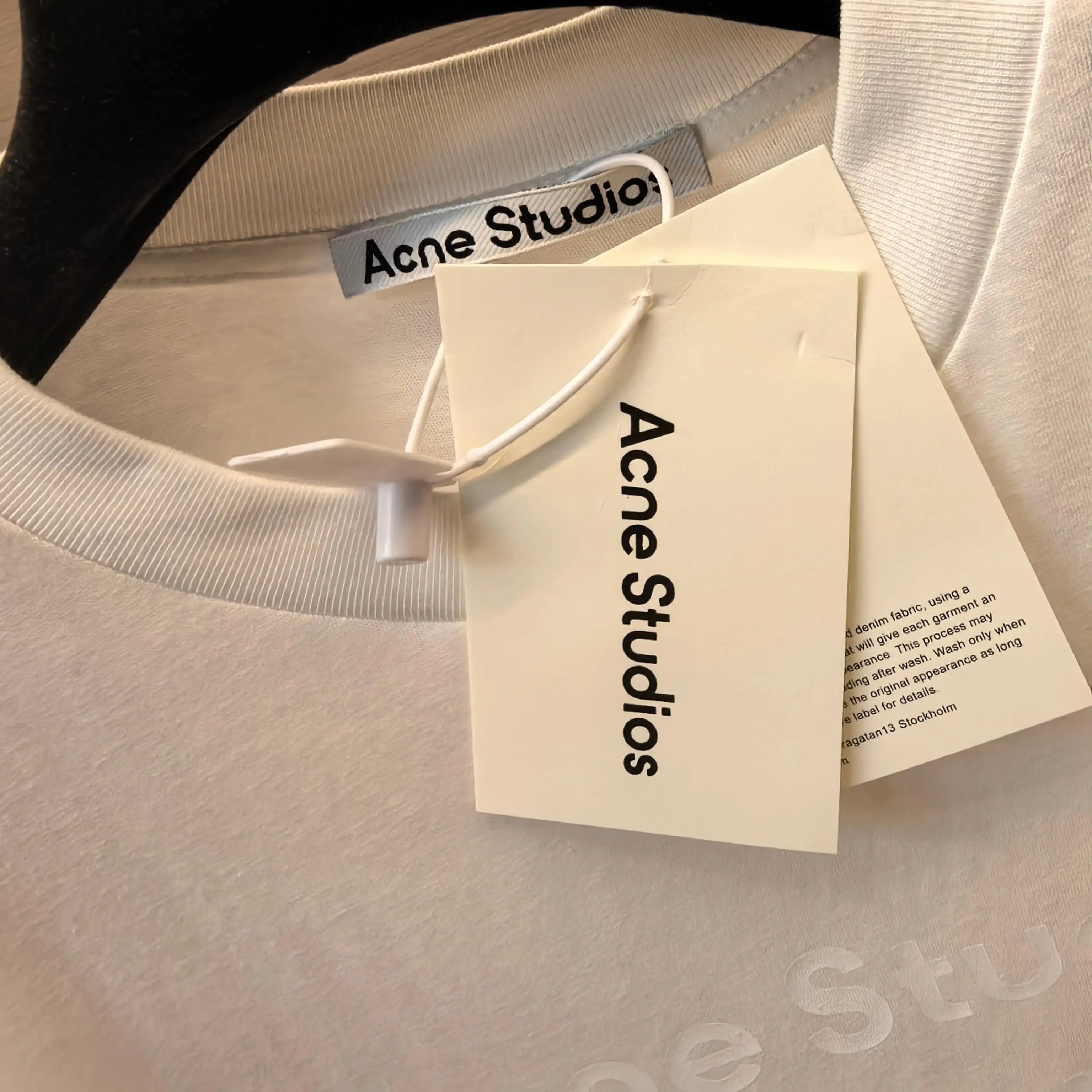 1996 Logo-Embossed Linen-Blend T-Shirt D14023757 — view 6