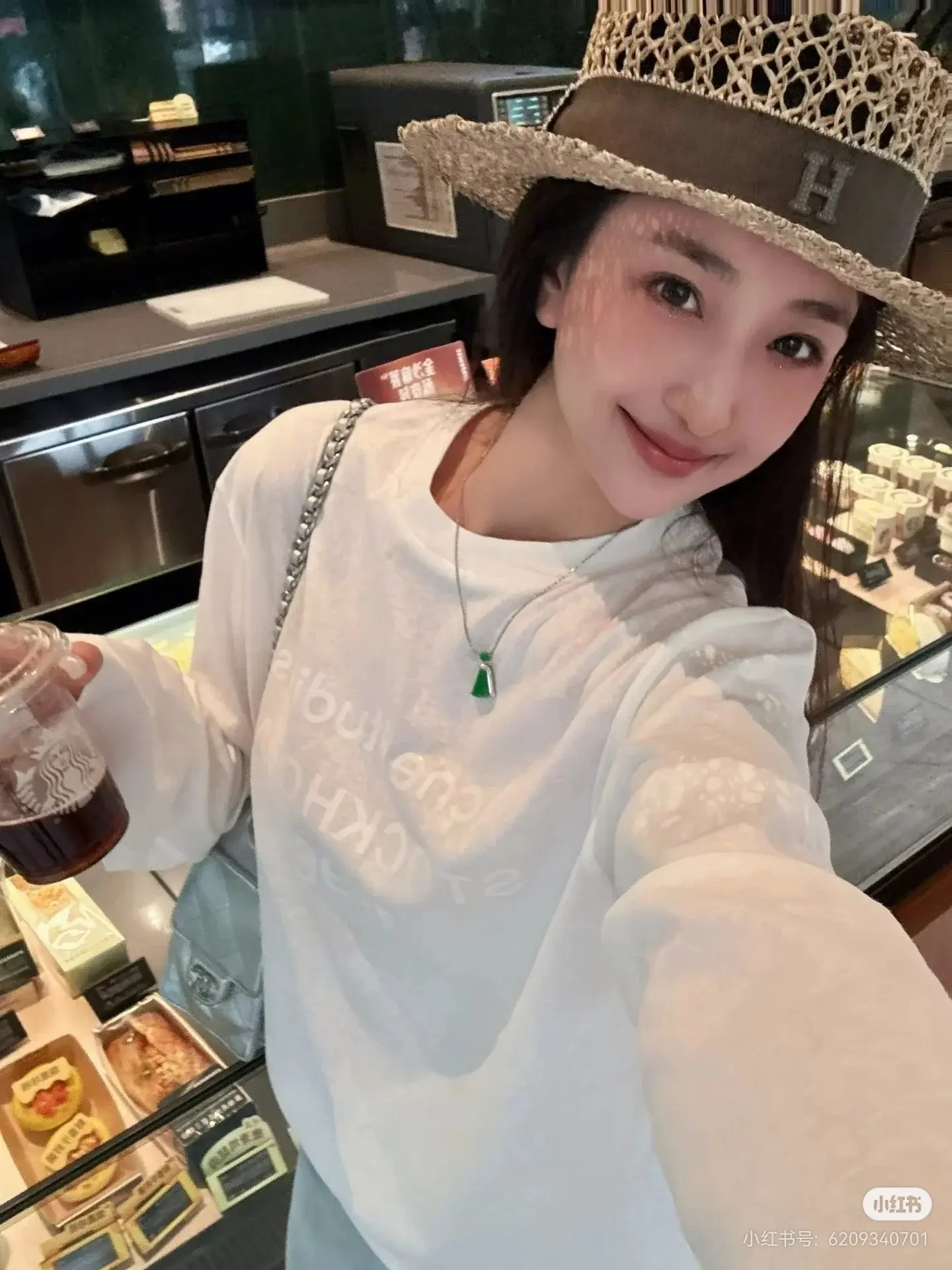 1996 Logo-Print Linen-Blend Long-Sleeve T-Shirt D14023756 — view 9