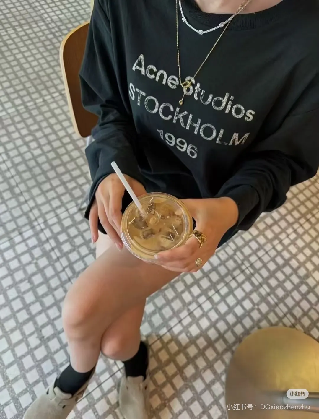 1996 Logo Distressed Long-Sleeve T-Shirt D14023827