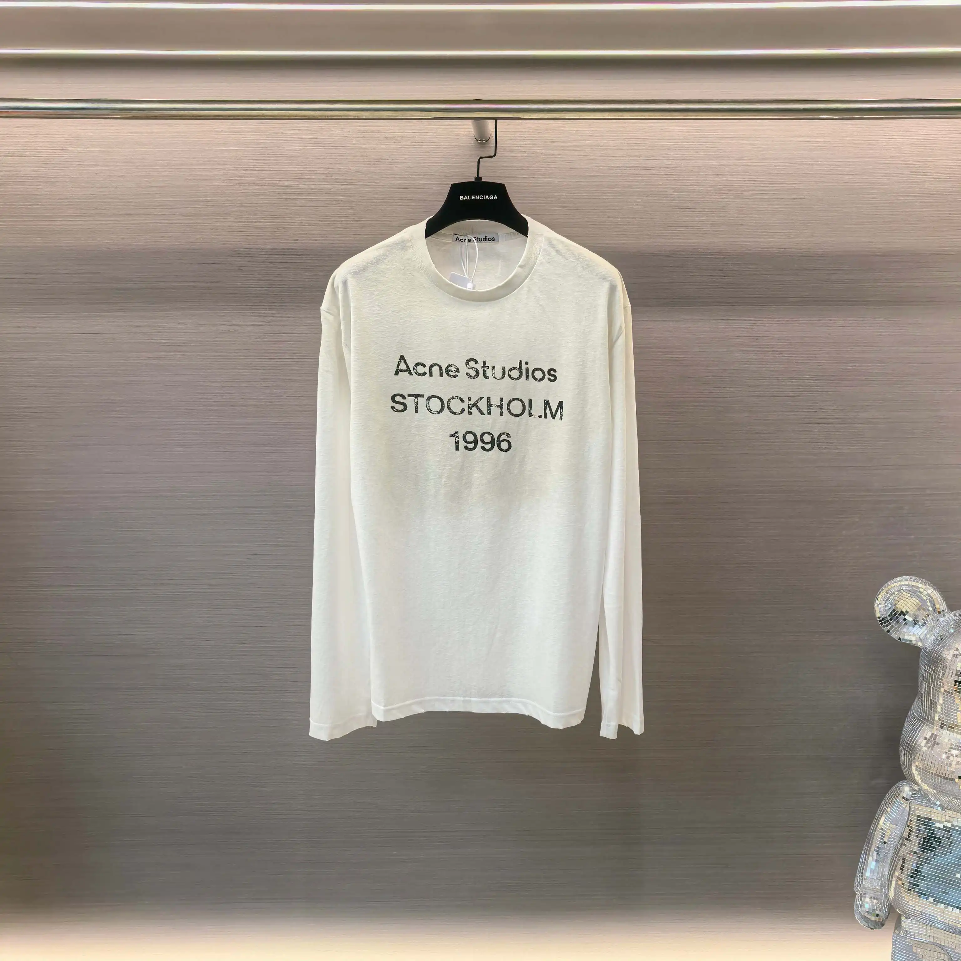 1996 Logo Long-Sleeve T-Shirt D14023833 — view 2
