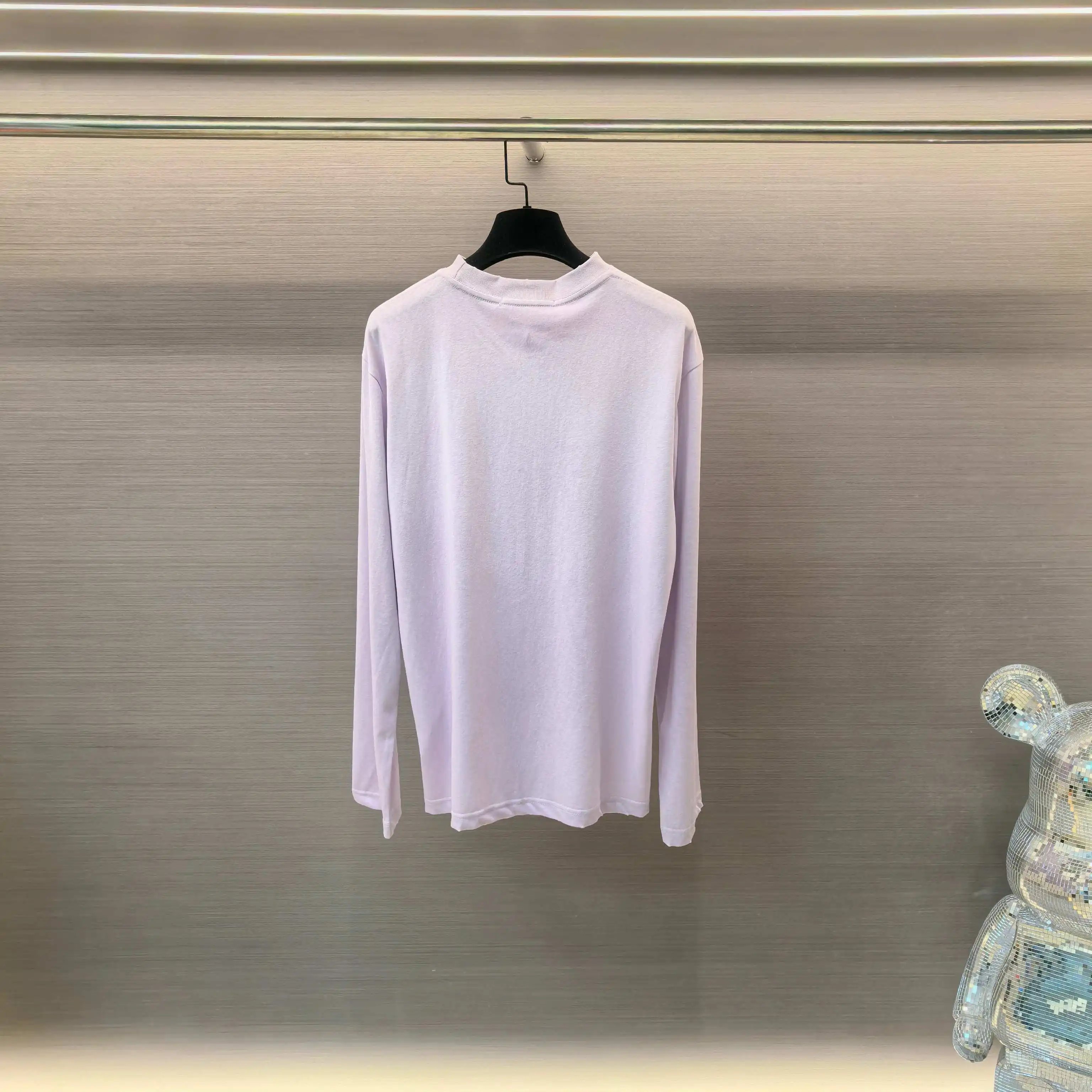 1996 Logo Distressed Long-Sleeve T-Shirt D14023838 — view 3