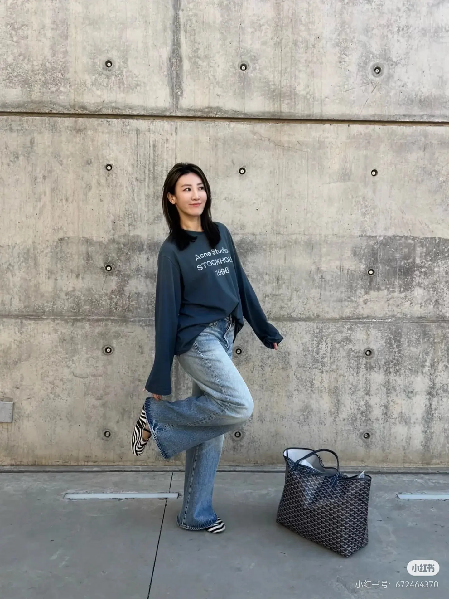 Acne Studios 1996 Logo Long-Sleeve T-Shirt D14023820 — view 8